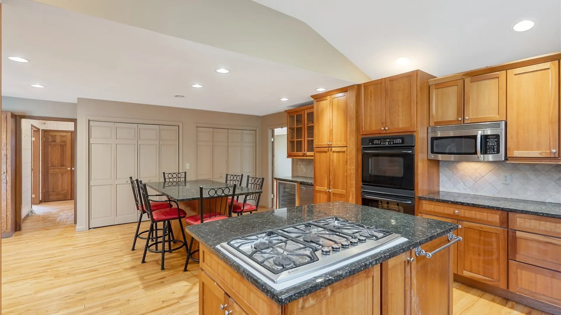 Property at 7266 Wakefield Drive, Manlius, NY 13066 11
