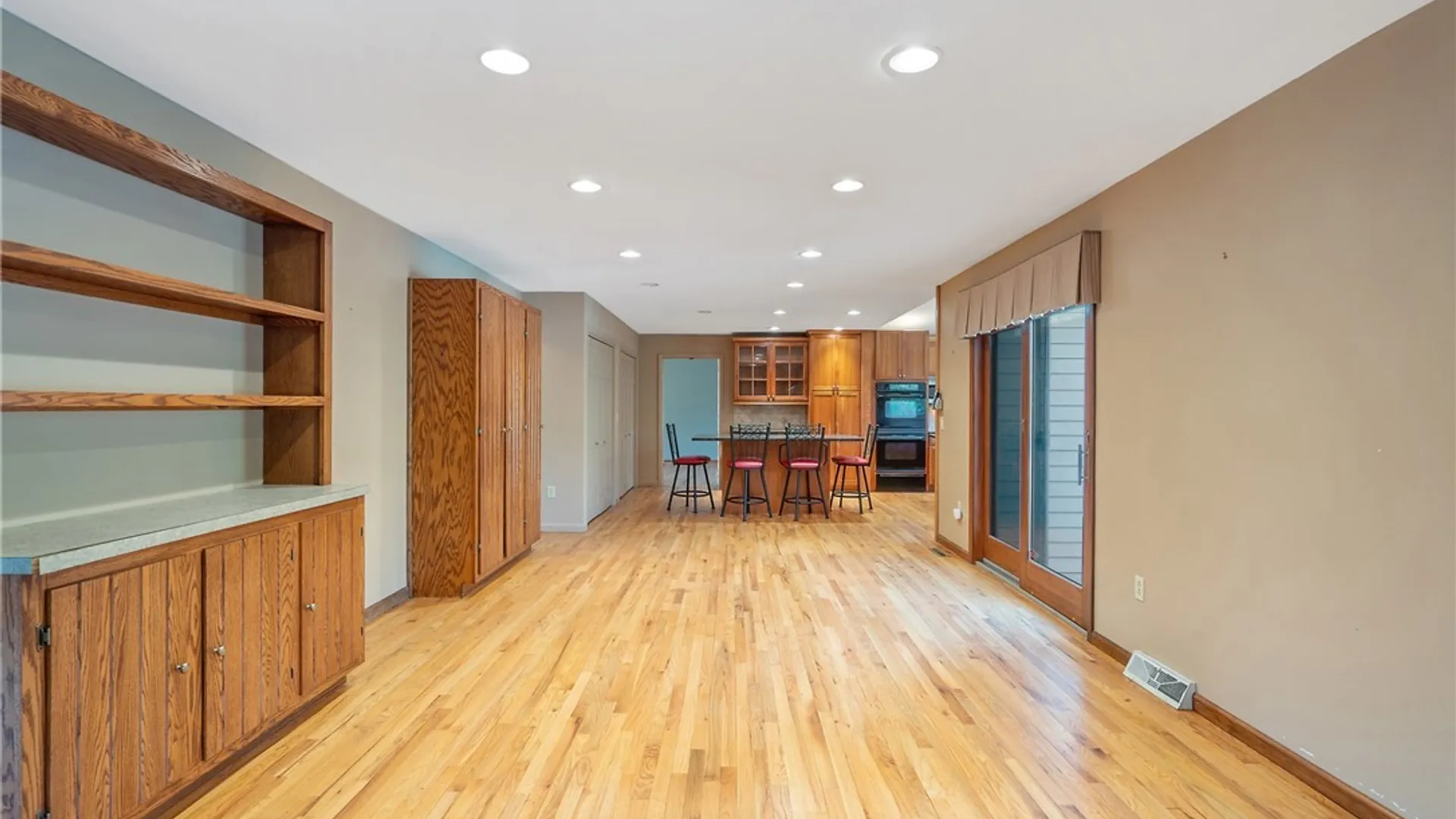 Property at 7266 Wakefield Drive, Manlius, NY 13066 15
