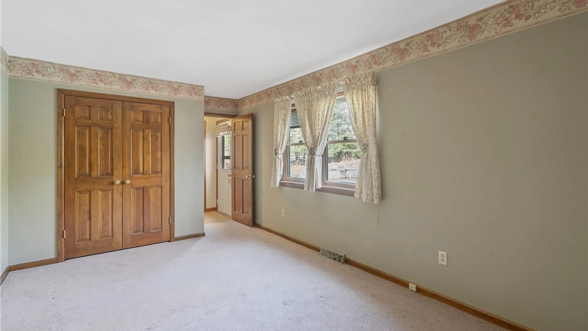 Property at 7266 Wakefield Drive, Manlius, NY 13066 20