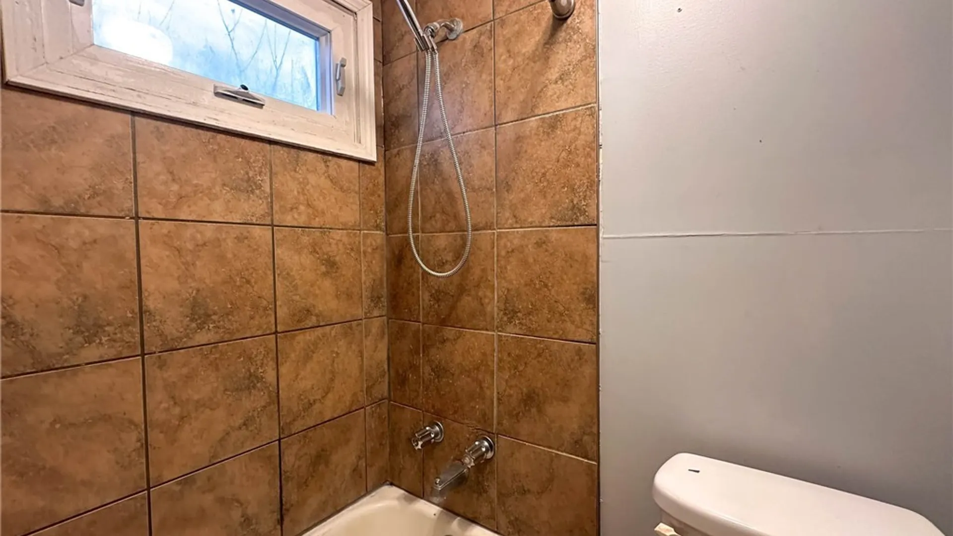 Property at 1900 Caroline Street, Utica, NY 13502 20