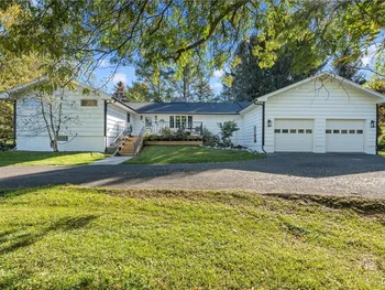 Property at 3199 Sweet Road, Pompey, NY 13078