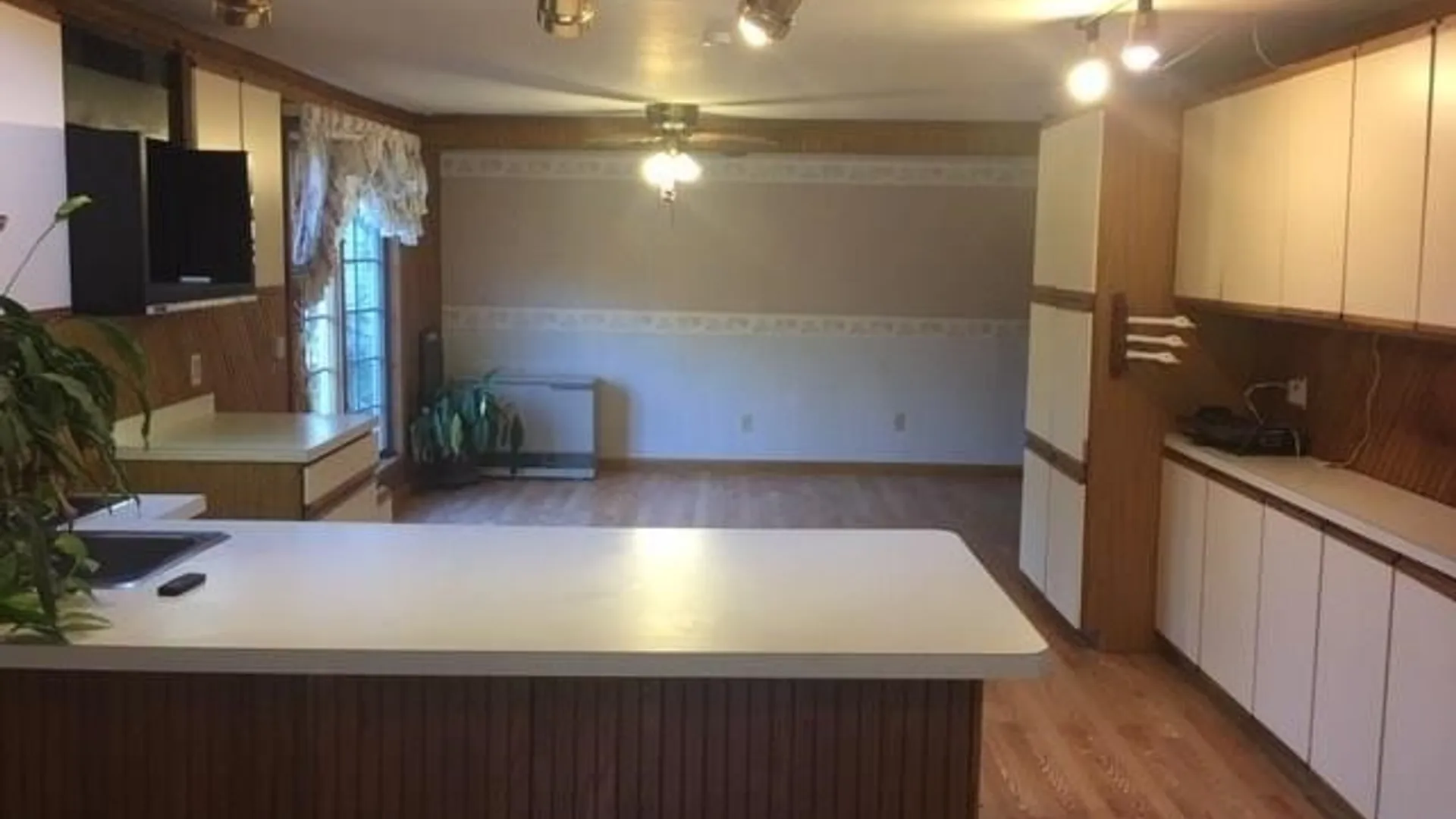 Property at 1901 Grand Island Boulevard, Grand Island, NY 14072 8