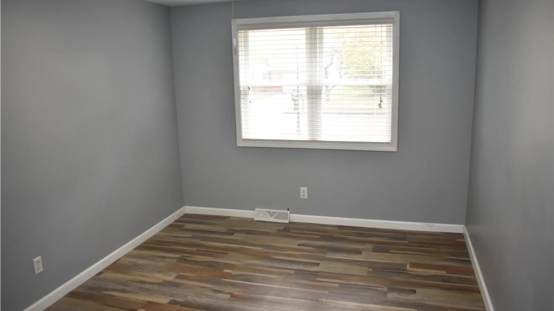 Property at 129 Lyrae Drive, Amherst, NY 14068 28