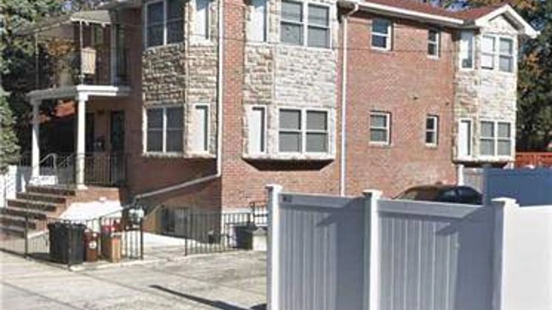 Property at 38-33 215th, Bayside, NY 11361 17