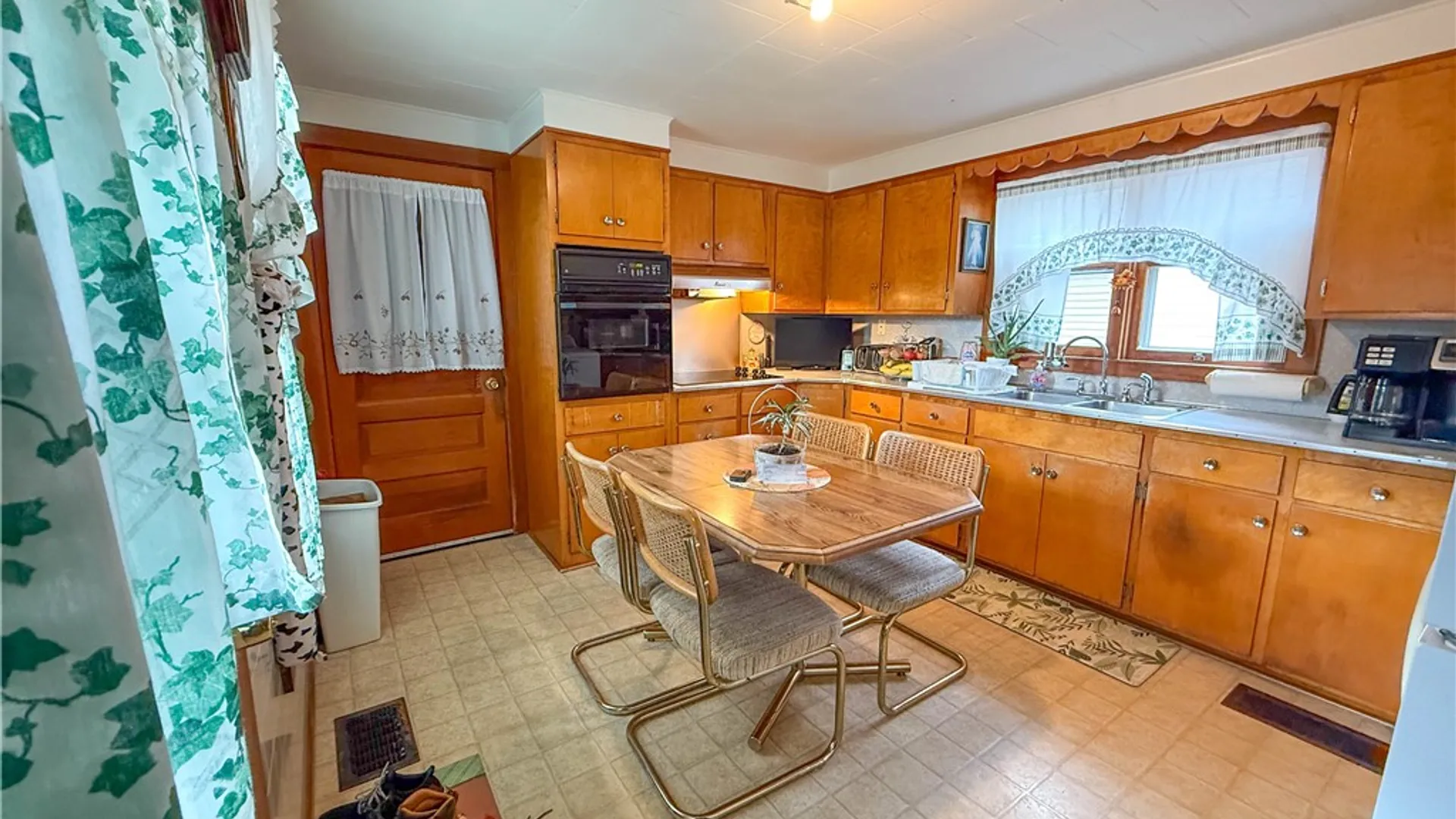 Property at 32 White Street, Seneca Falls, NY 13148 10