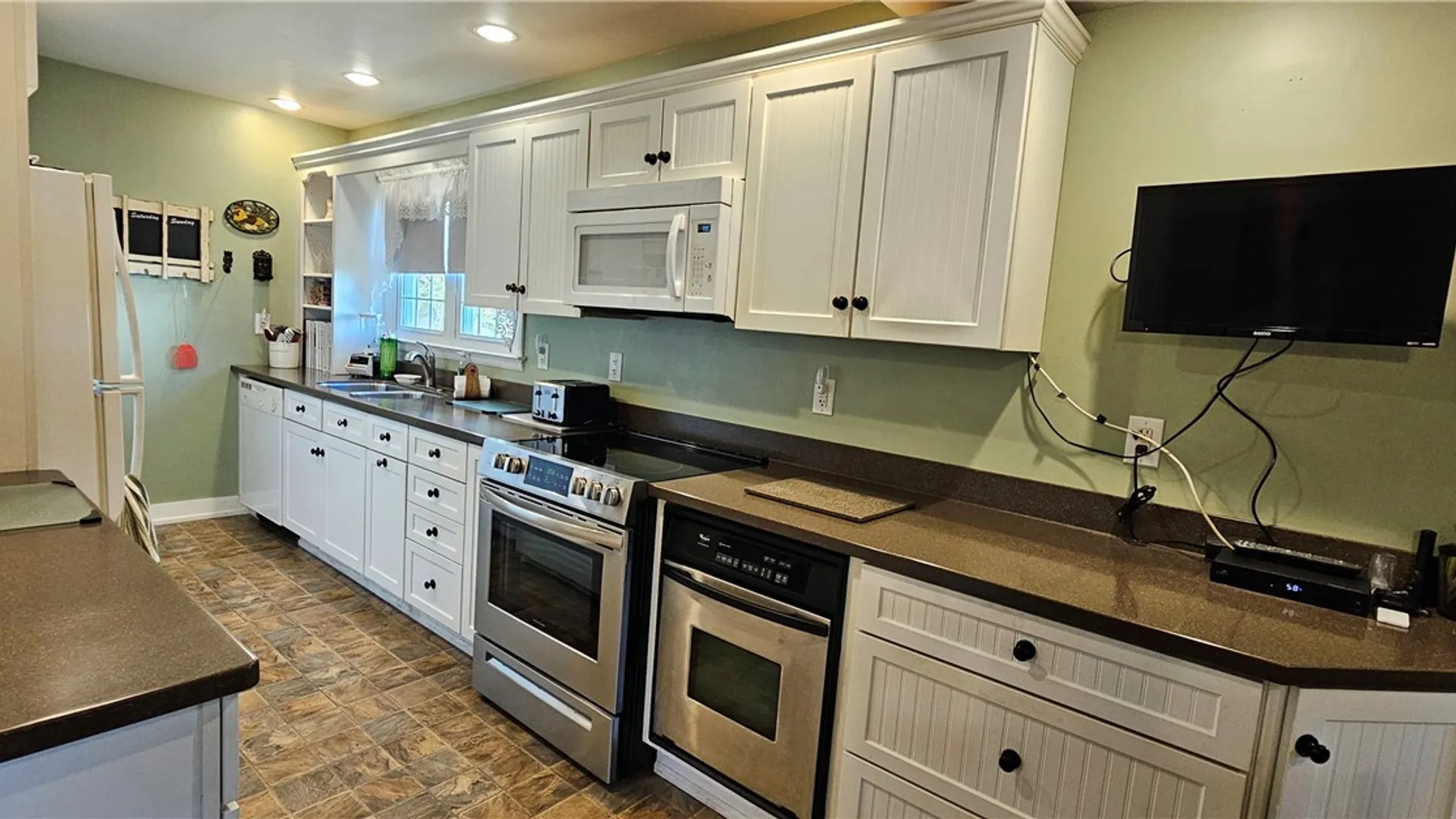 Property at 77 Scott Street, Middletown, NY 12455 11