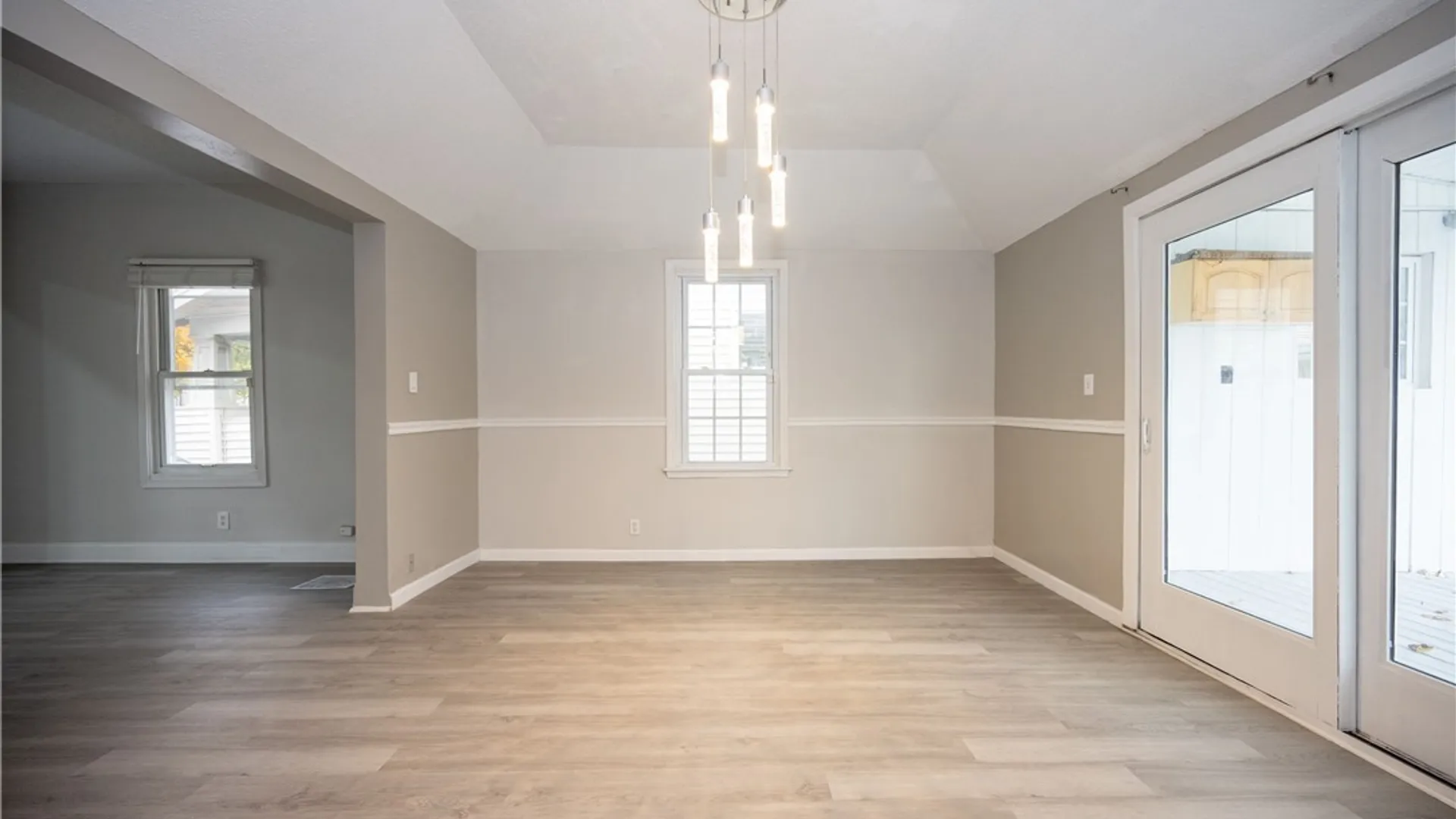 Property at 156 Parkwood Avenue, Tonawanda, NY 14217 11