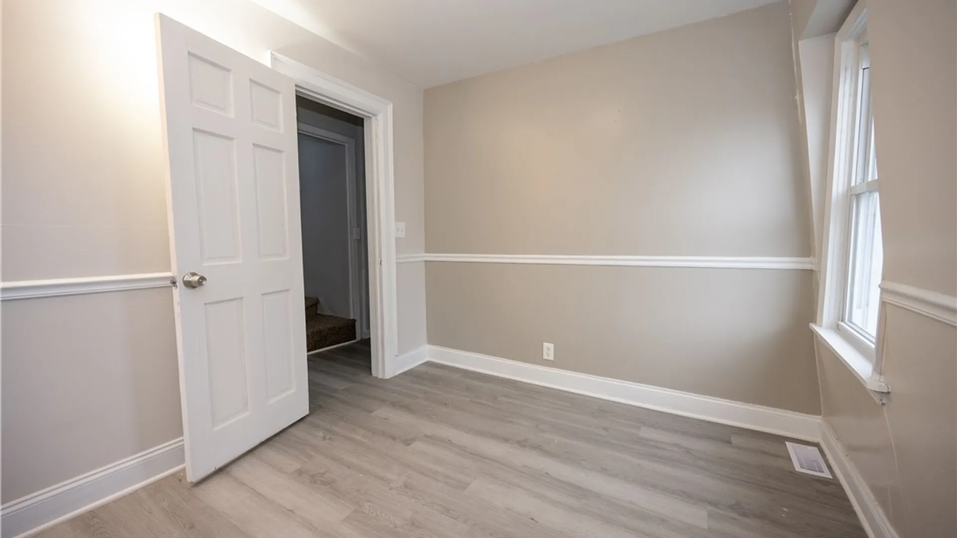 Property at 156 Parkwood Avenue, Tonawanda, NY 14217 32