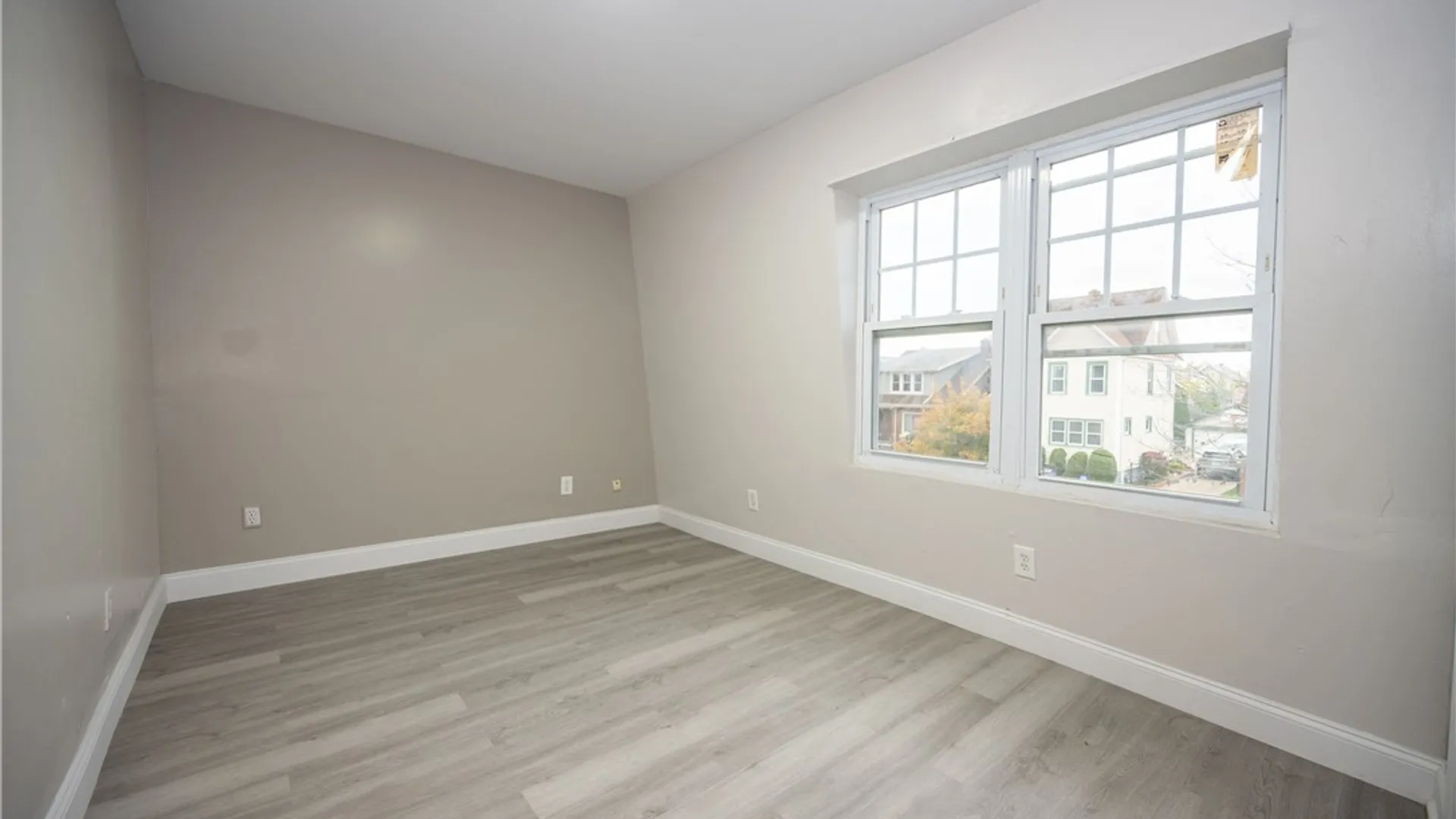 Property at 156 Parkwood Avenue, Tonawanda, NY 14217 33