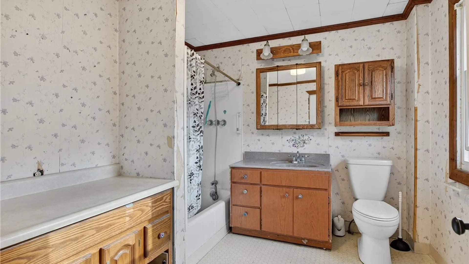 Property at 161 77th Street, Niagara Falls, NY 14304 16