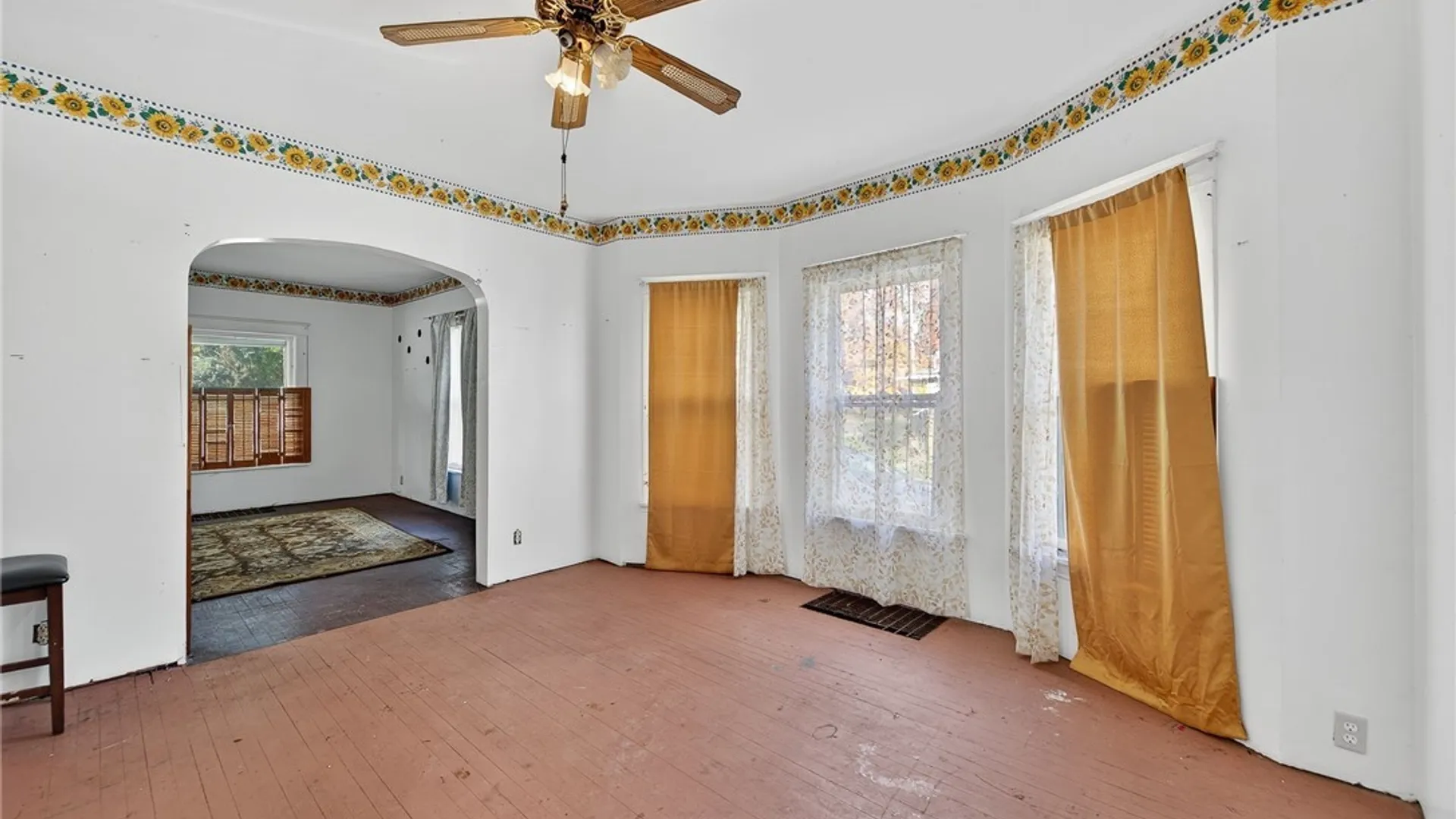 Property at 161 77th Street, Niagara Falls, NY 14304 9