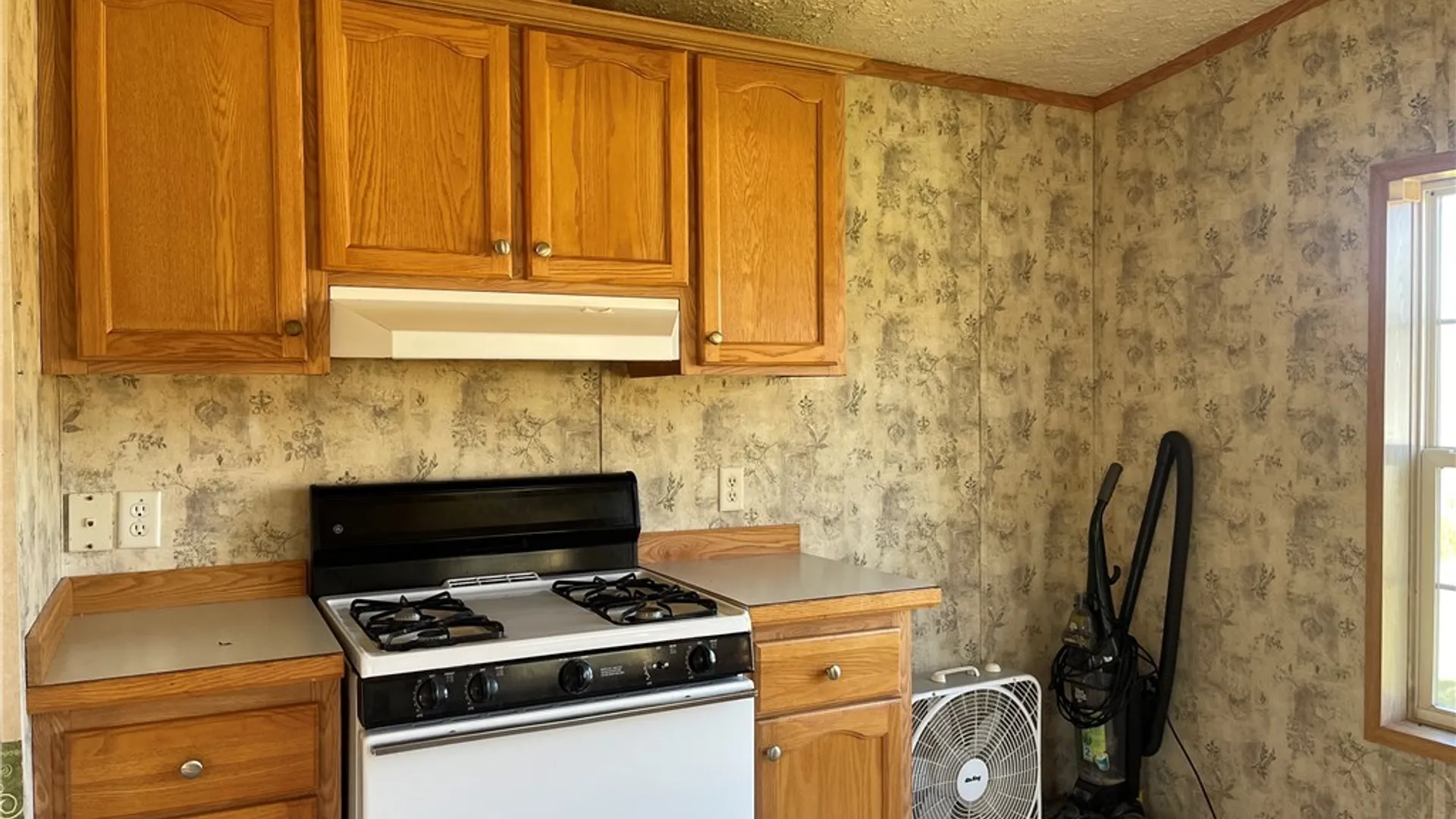 Property at 4464 Route 98, Franklinville, NY 14737 10