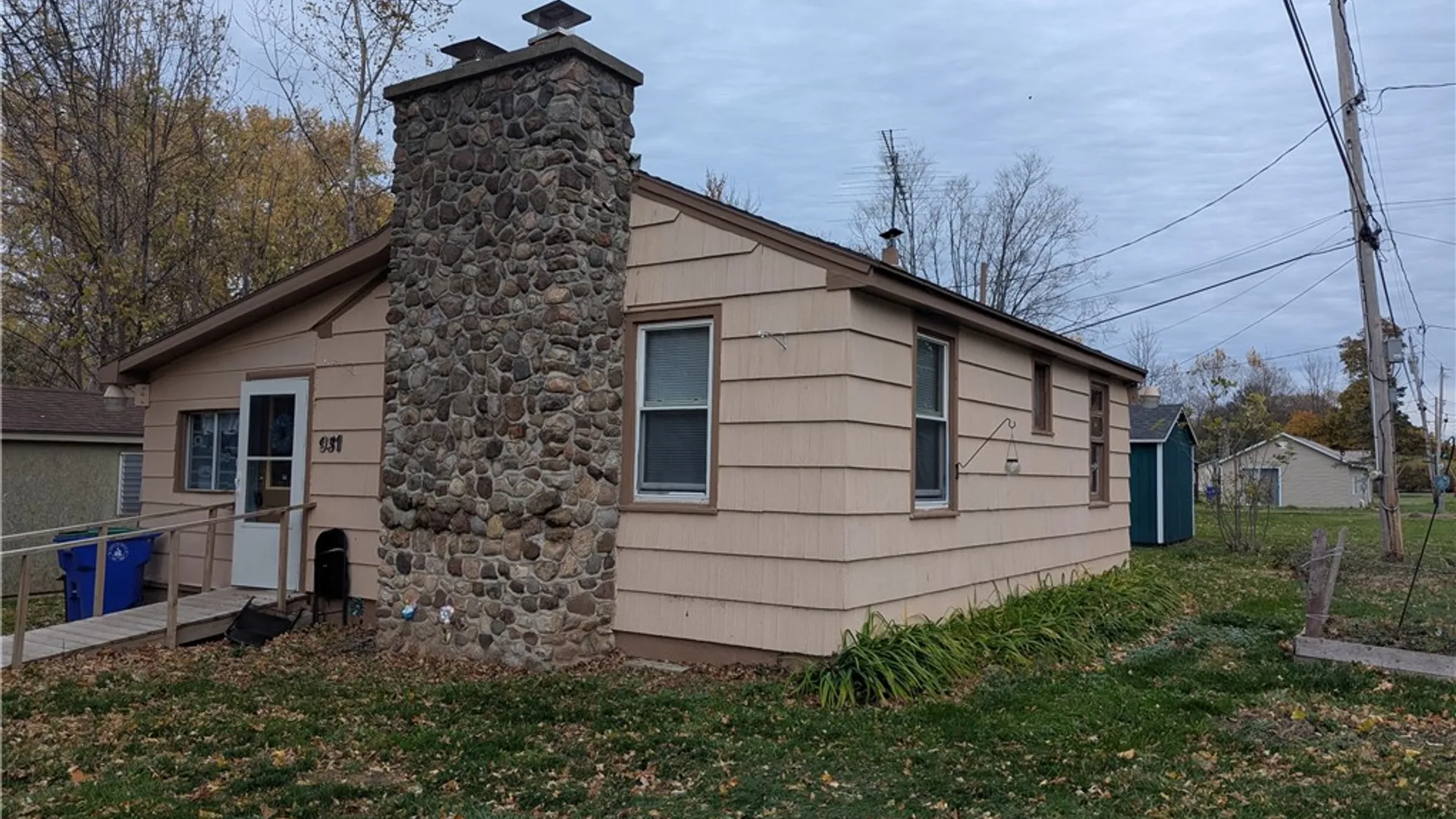 Property at 931 Kirkwood Street, Carlton, NY 14571 2