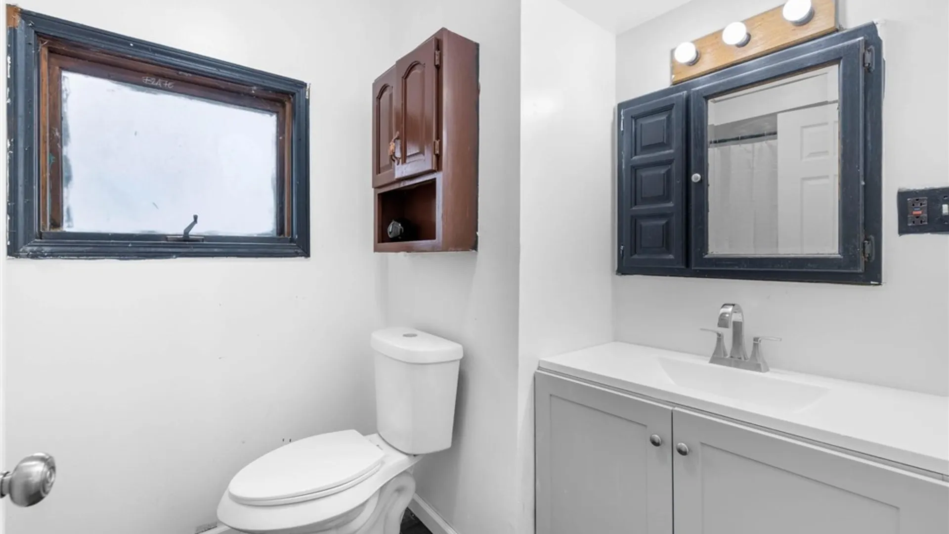 Property at 114 School Street, Buffalo, NY 14213 26
