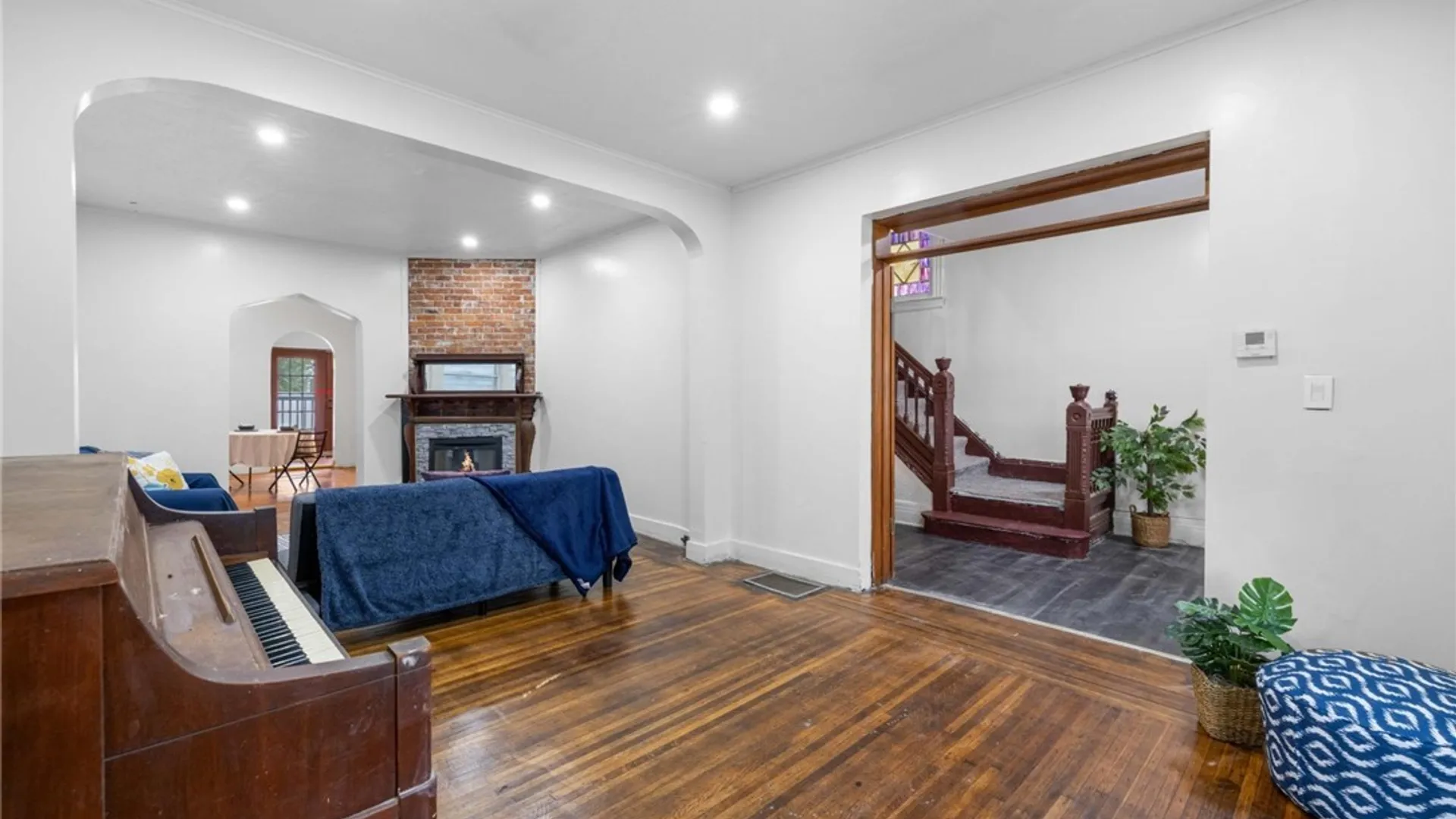 Property at 114 School Street, Buffalo, NY 14213 6