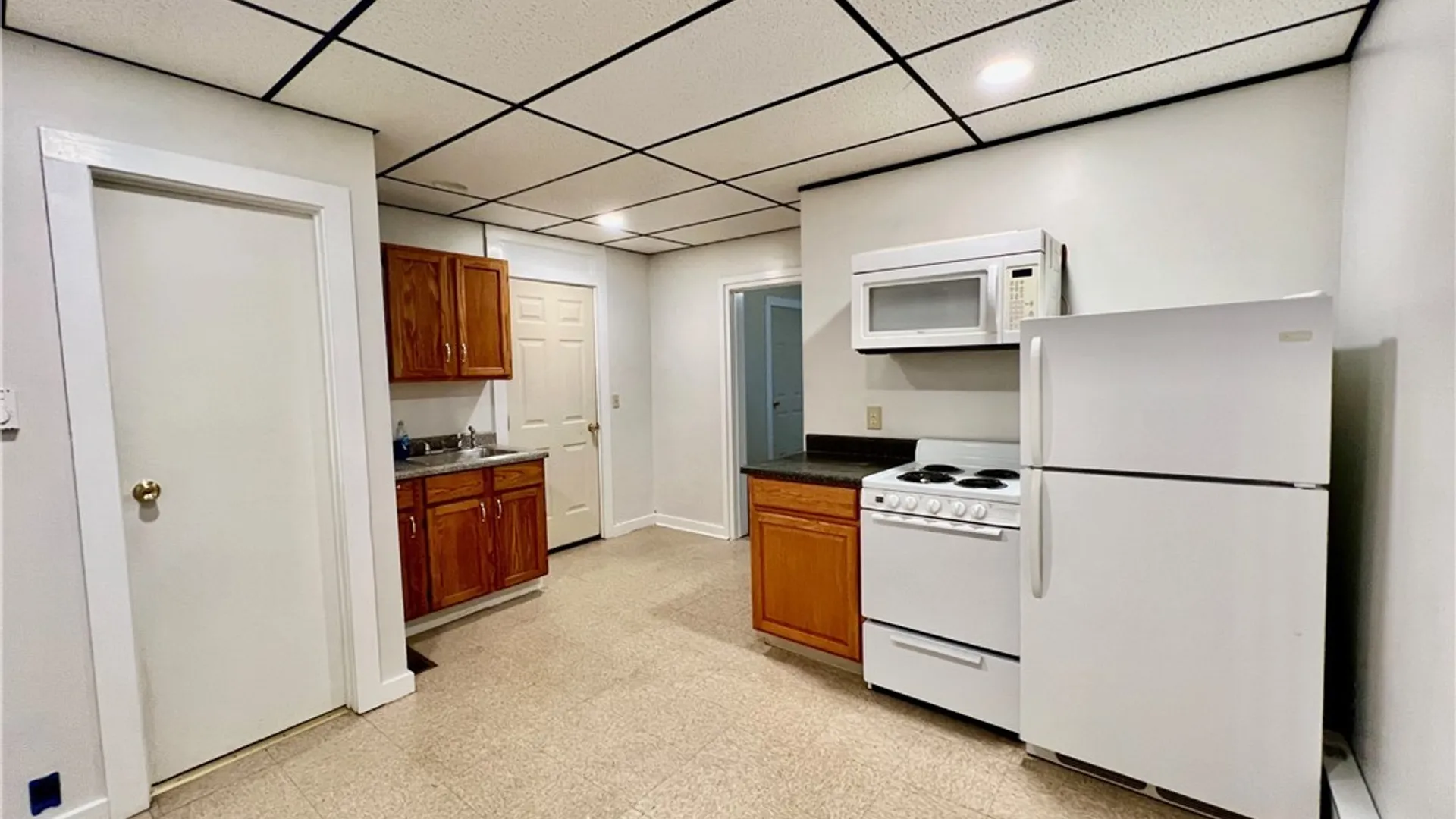 Property at 18 Bridge Street, Oswego, NY 13126 14