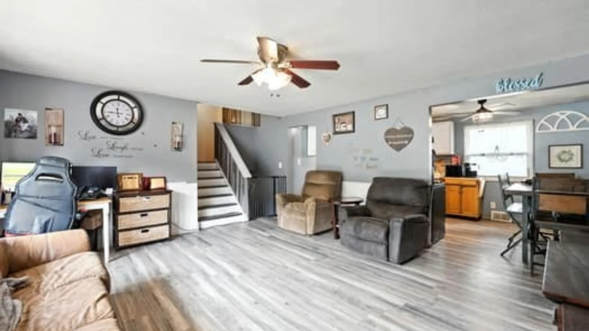 Property at 7400 Saint Joseph Road, Niagara, NY 14304 5