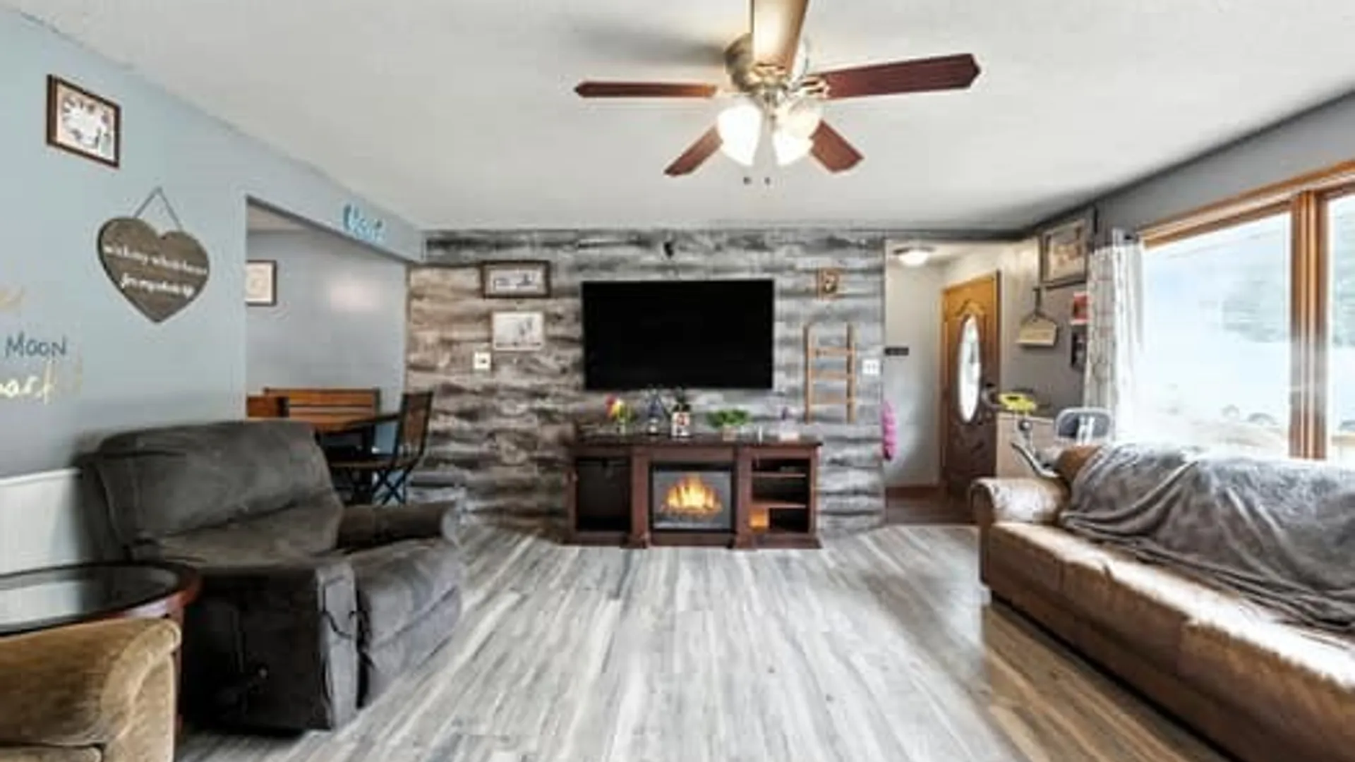 Property at 7400 Saint Joseph Road, Niagara, NY 14304 6