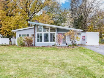 Property at 15 Burrows Dr, Penfield, NY 14625