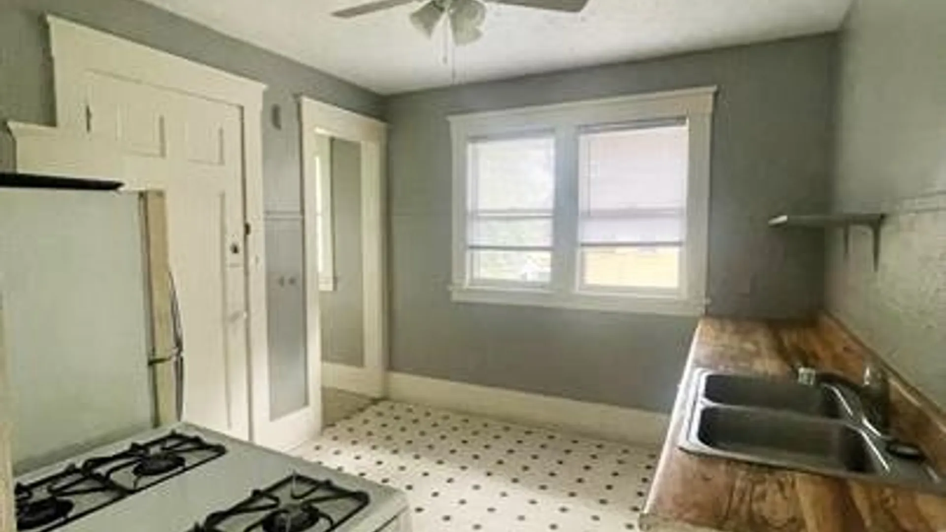 Property at 372 Lake View Park Street, Rochester, NY 14613 16