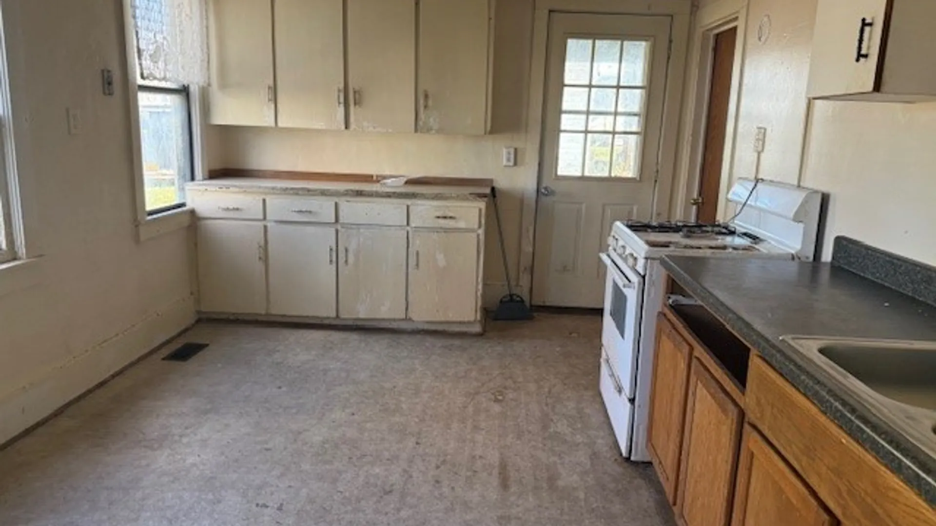 Property at 112 Prospect Street, Lenox, NY 13032 22