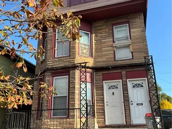 59 York Street, Buffalo, NY 14213