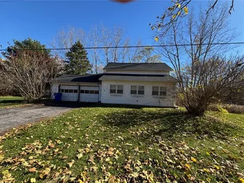 Property at 4909 Holley Byron Road, Clarendon, NY 14470