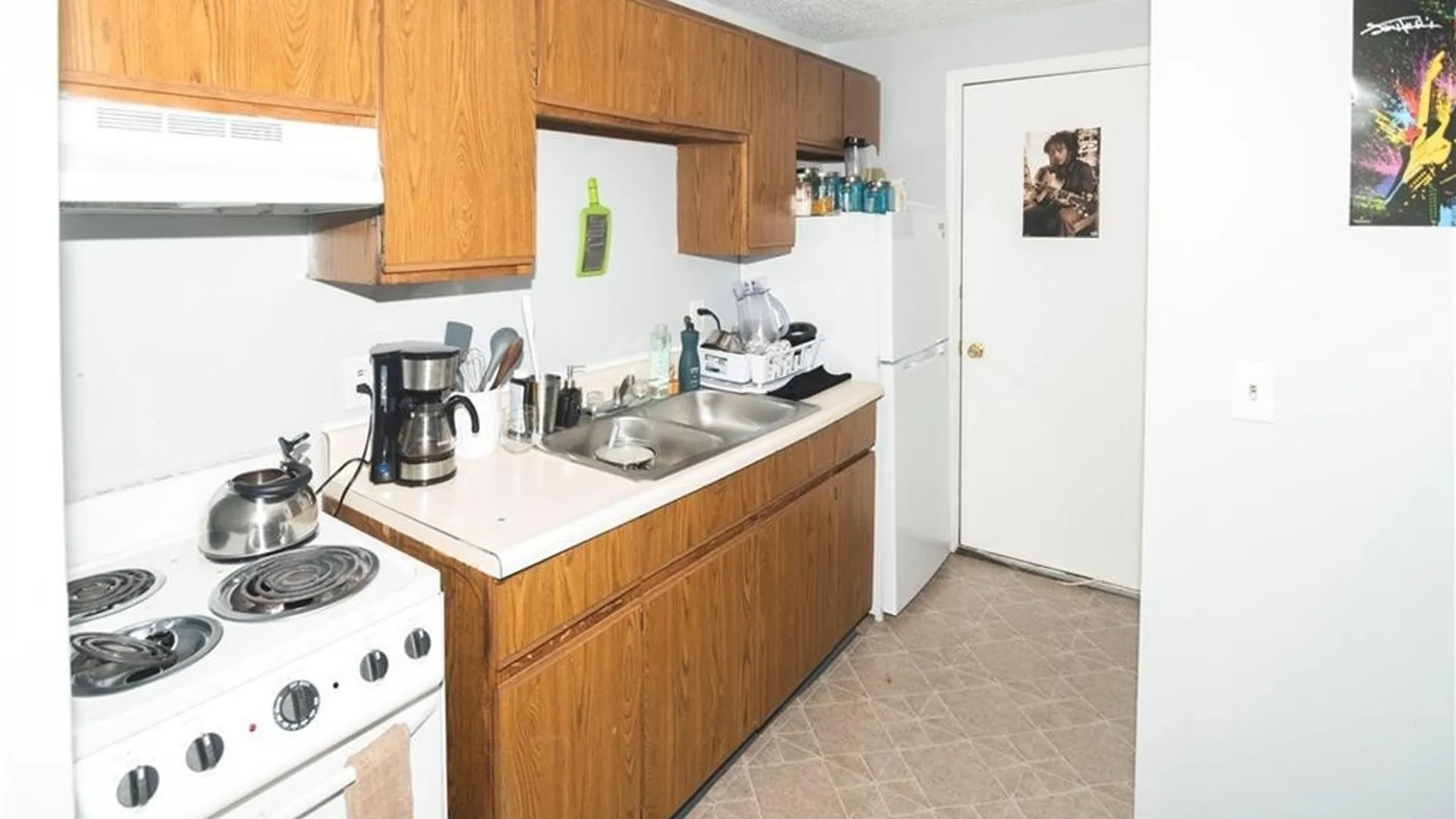 Property at 600 South Ave, Syracuse, NY 13207 12