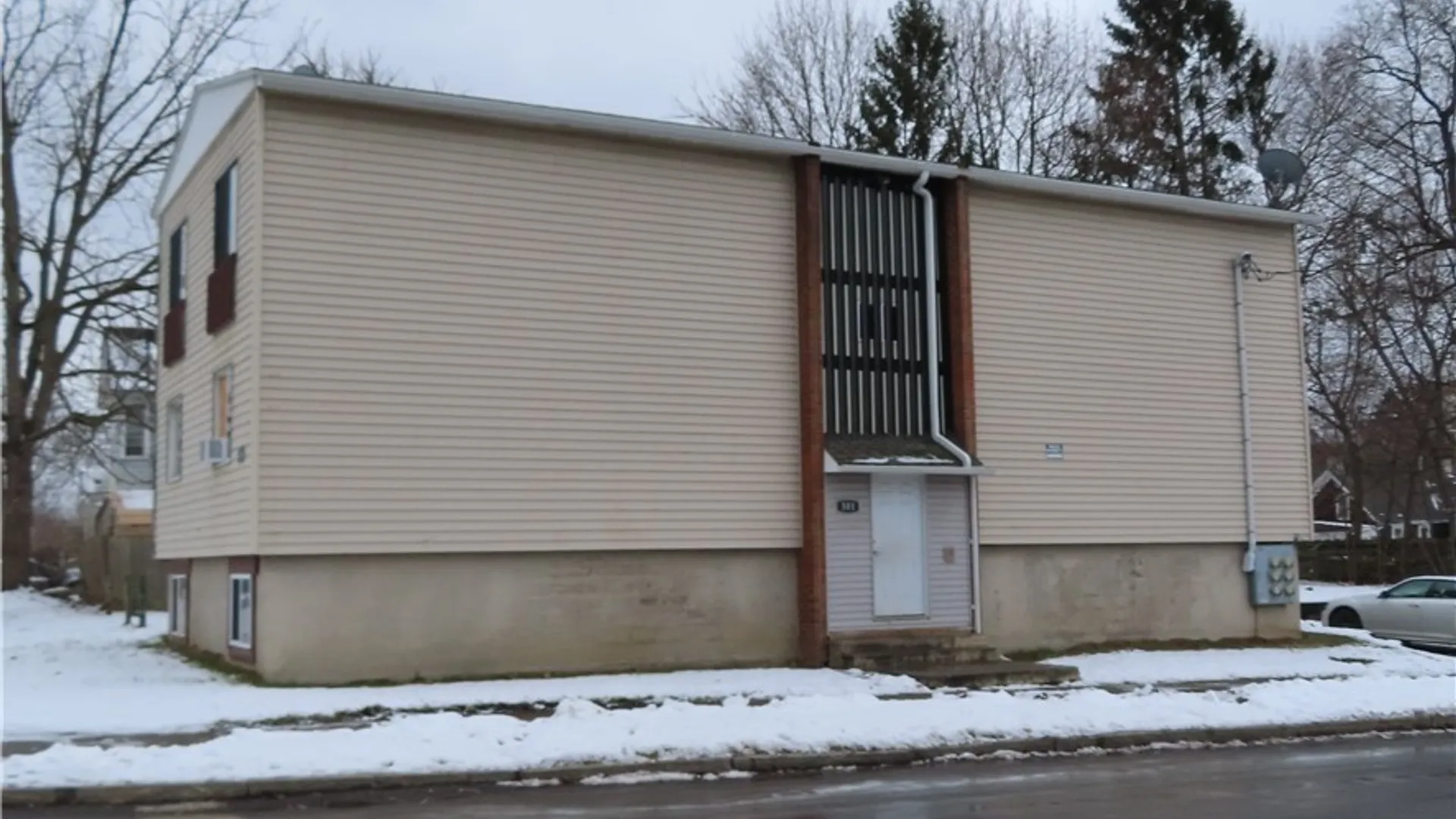 Property at 600 South Ave, Syracuse, NY 13207 2