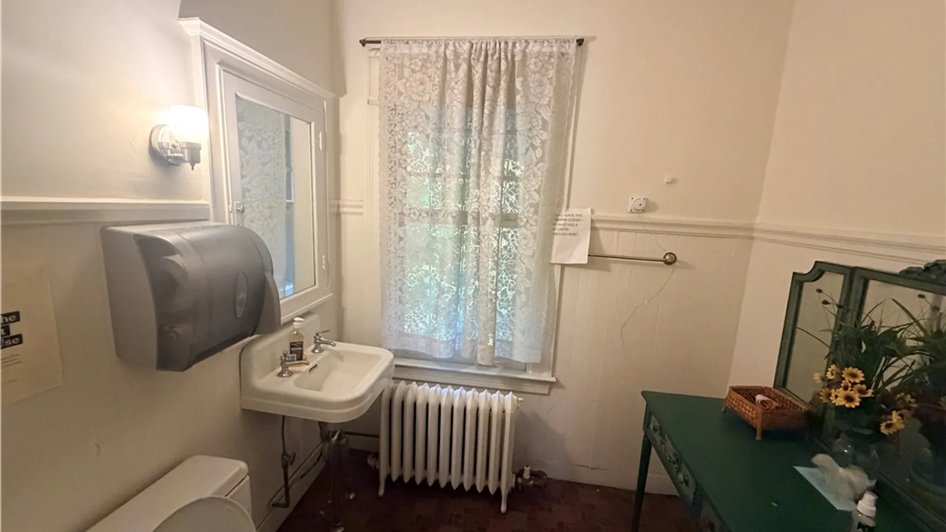 Property at 1441 East Avenue, Rochester, NY 14610 15