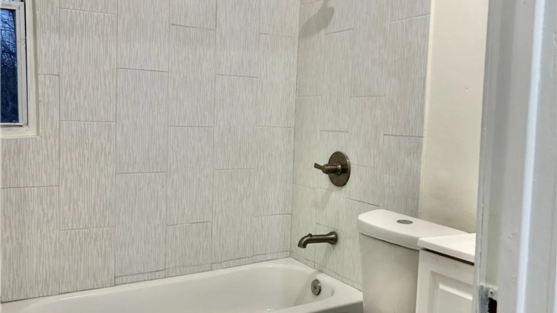 Property at 970 Sycamore Street, Buffalo, NY 14212 9