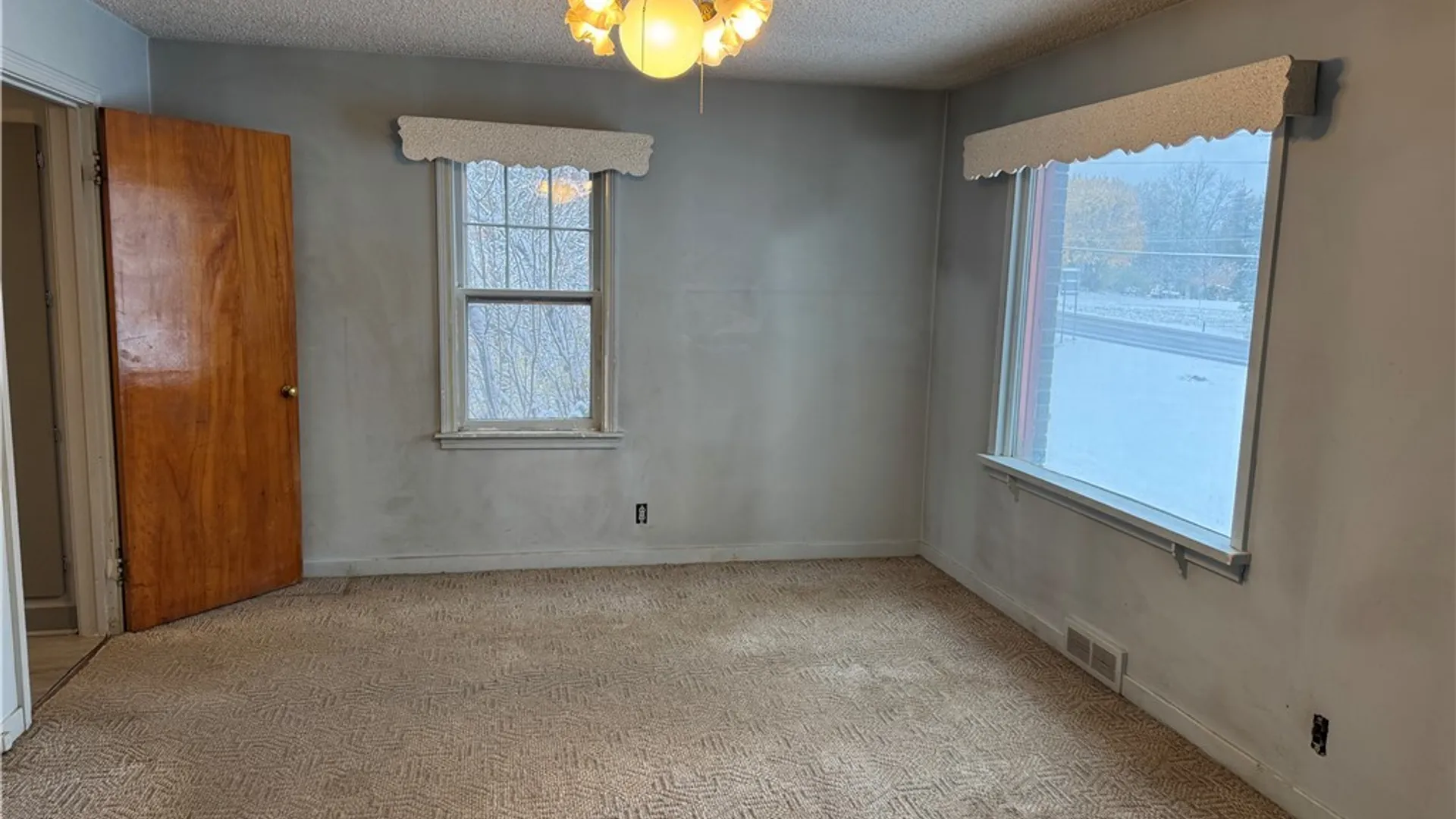 Property at 6467 Chestnut Ridge Road, Orchard Park, NY 14127 10
