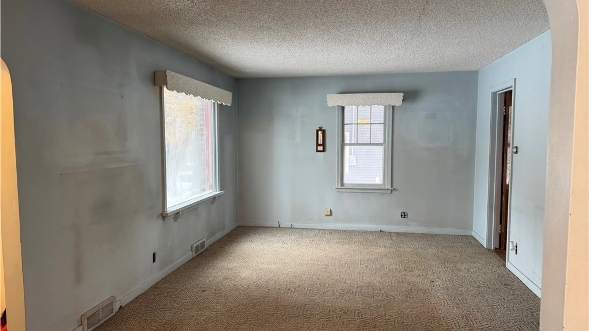 Property at 6467 Chestnut Ridge Road, Orchard Park, NY 14127 14