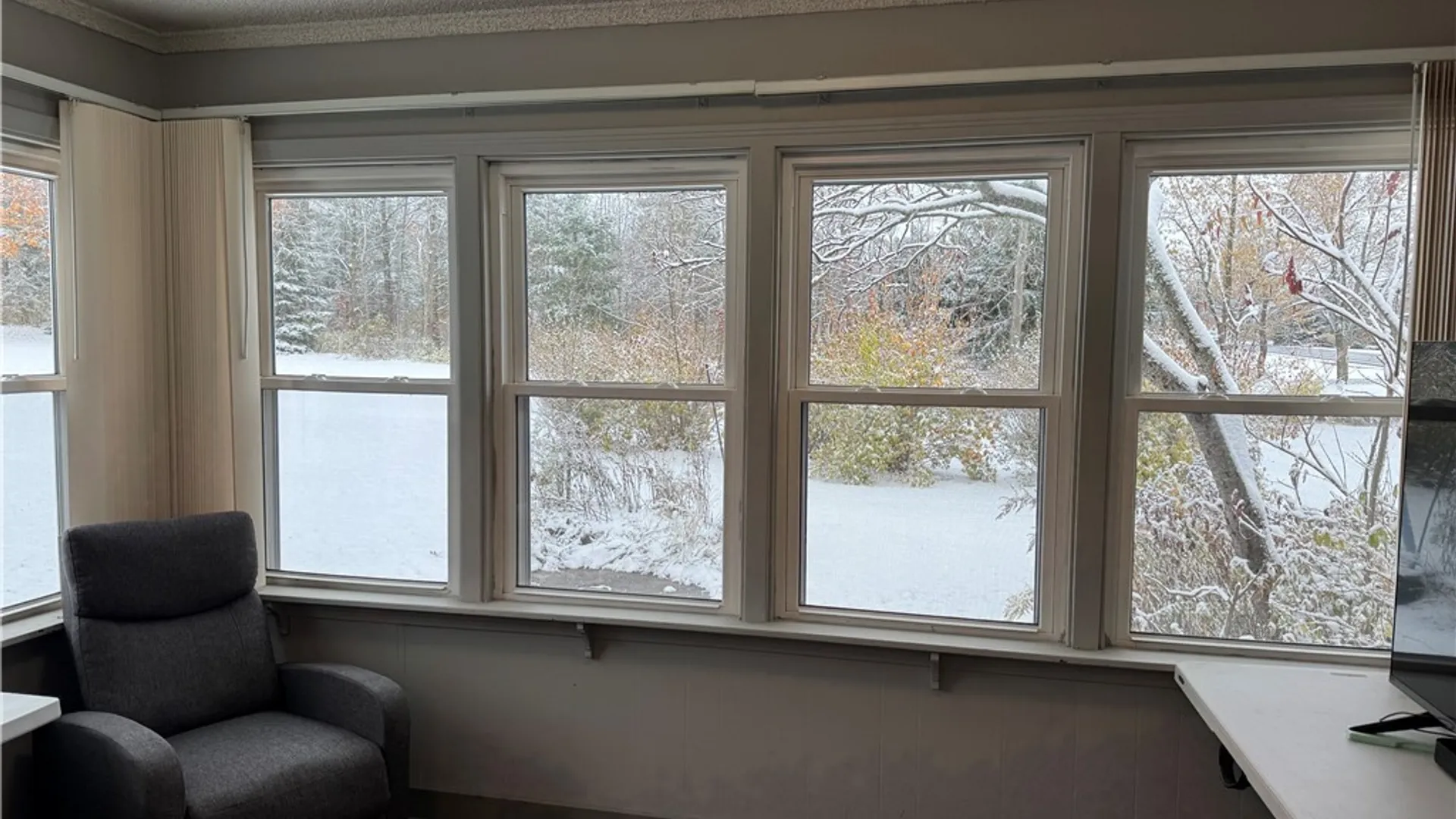 Property at 6467 Chestnut Ridge Road, Orchard Park, NY 14127 5