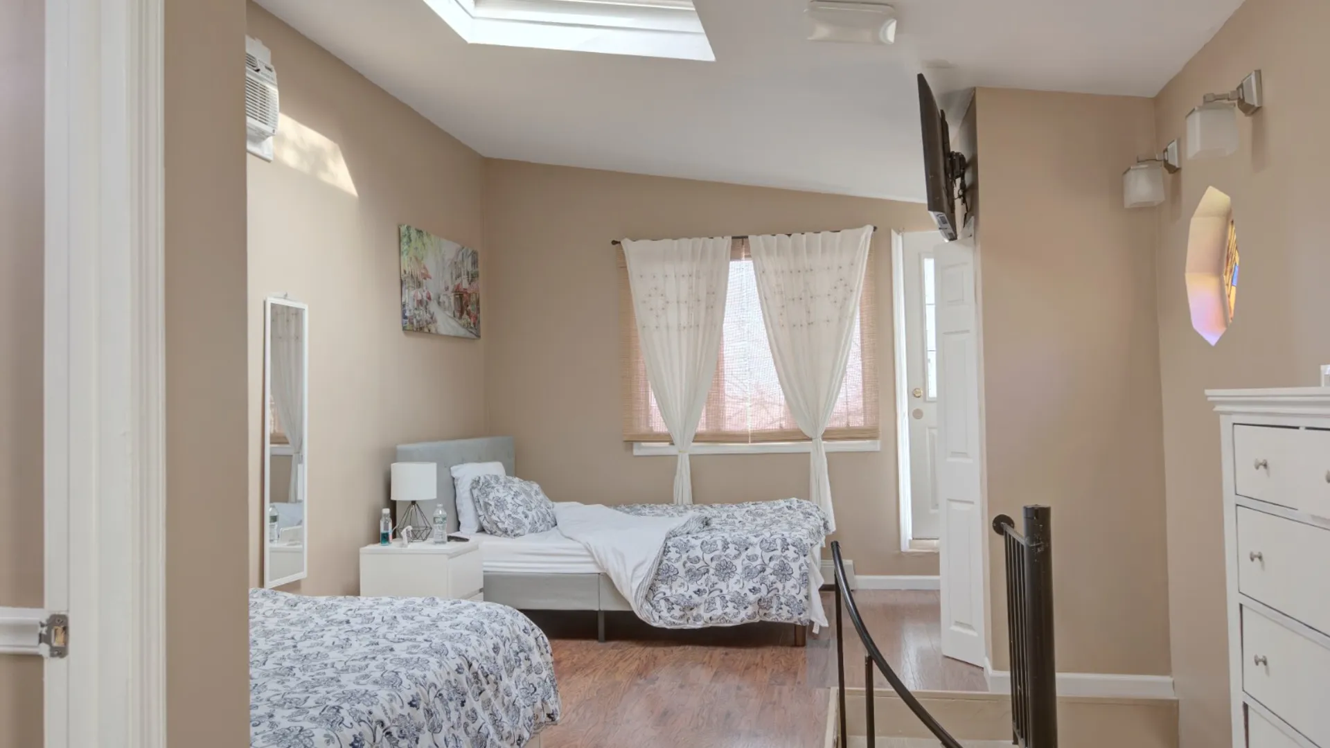 Property at 1373 Richmond Rd, Staten Island, NY 10304 11