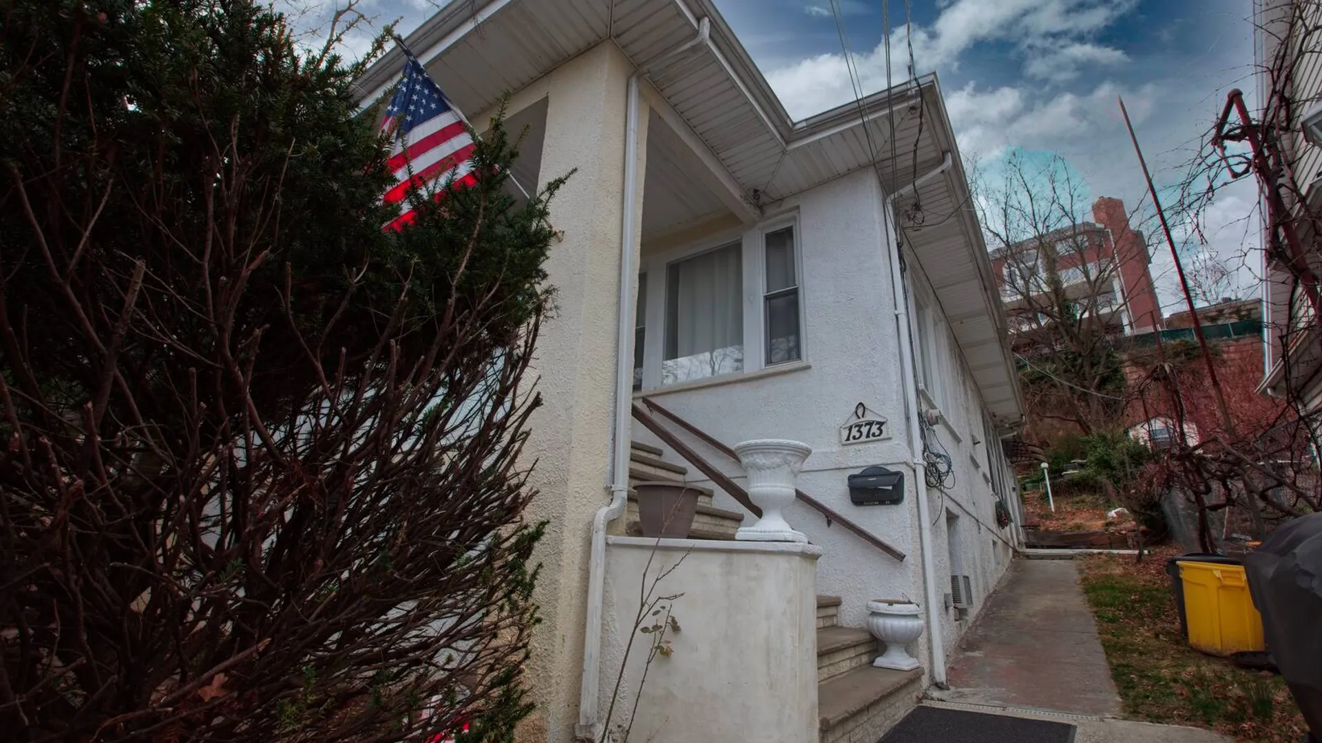 Property at 1373 Richmond Rd, Staten Island, NY 10304 3