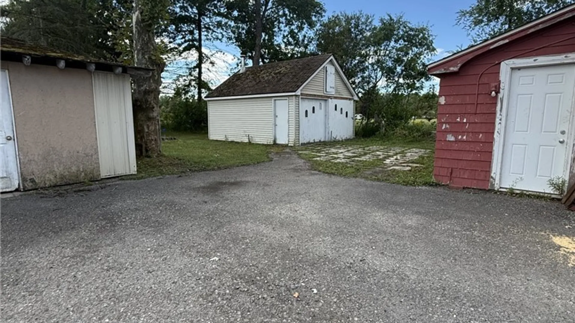 Property at 3366 Niagara Falls Boulevard, Wheatfield, NY 14120 5