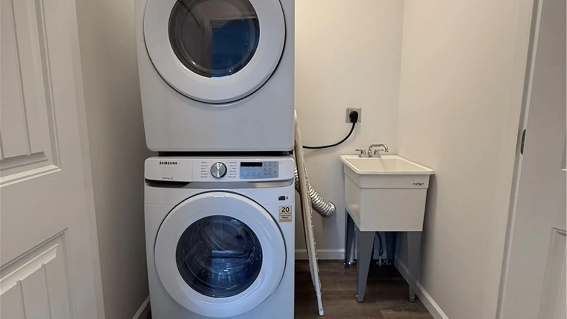 Property at 8550 Nottingham Terrace, Clarence, NY 14221 14