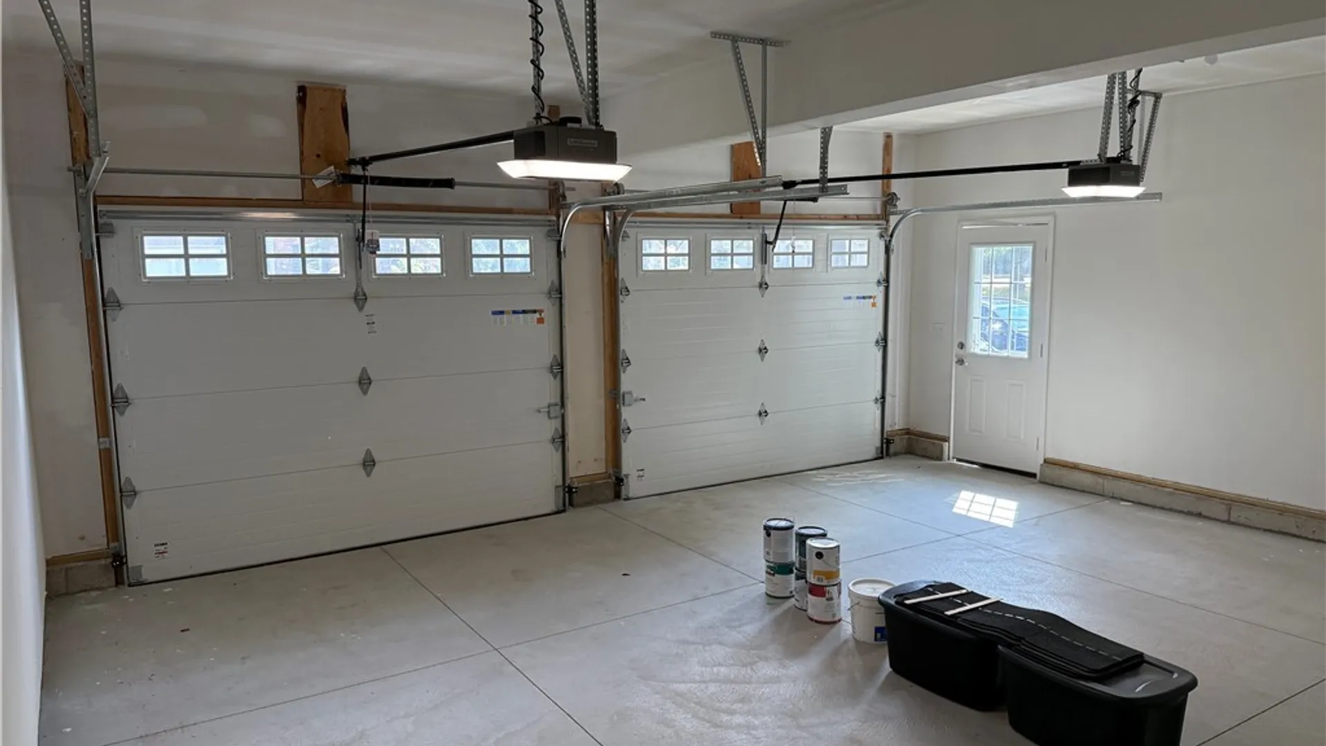 Property at 8550 Nottingham Terrace, Clarence, NY 14221 7