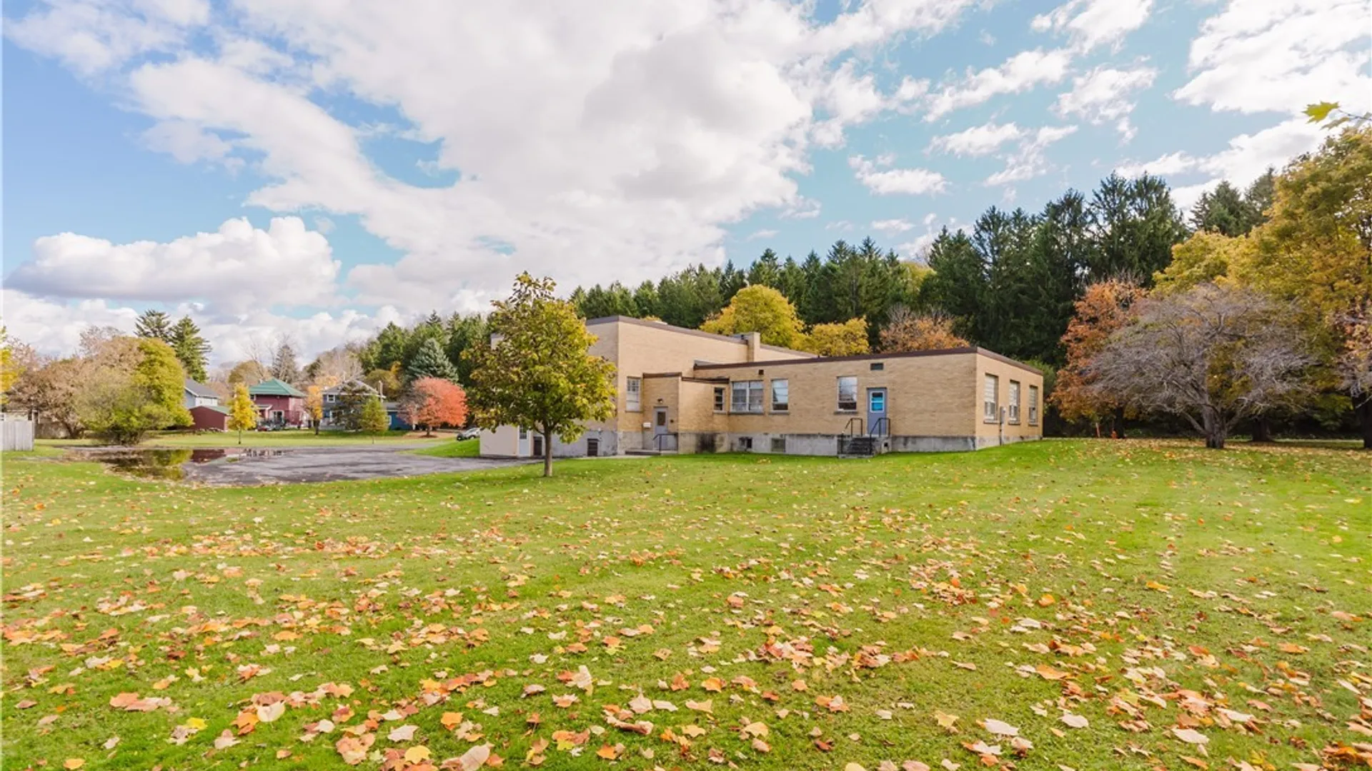 Property at 557 Thompson Boulevard, Watertown City, NY 13601 4