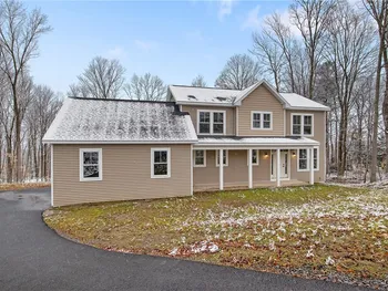 Property at 112 Topaz Trail, Camillus, NY 13219