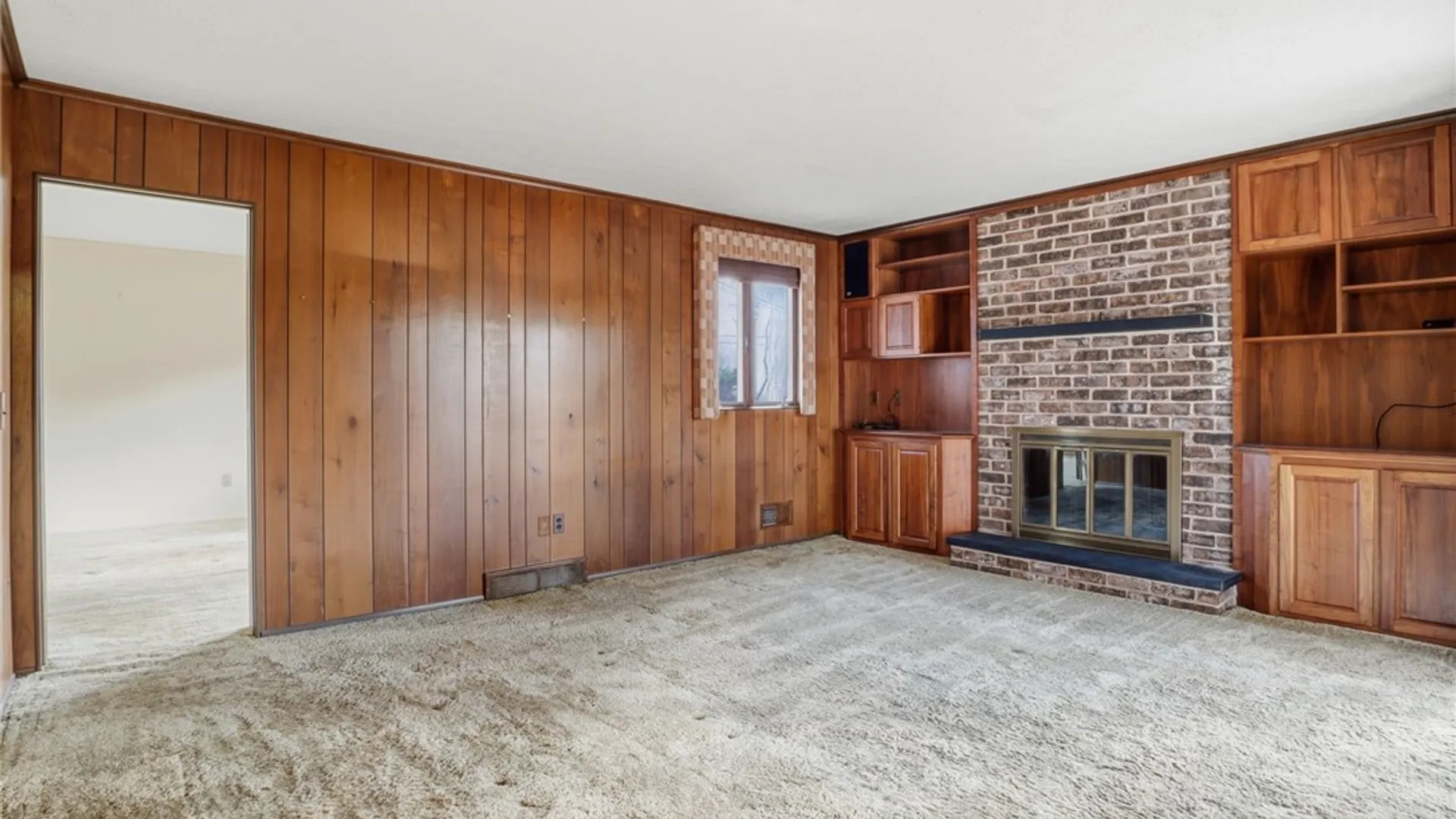 Property at 120 Oak Lane, Brighton, NY 14610 15