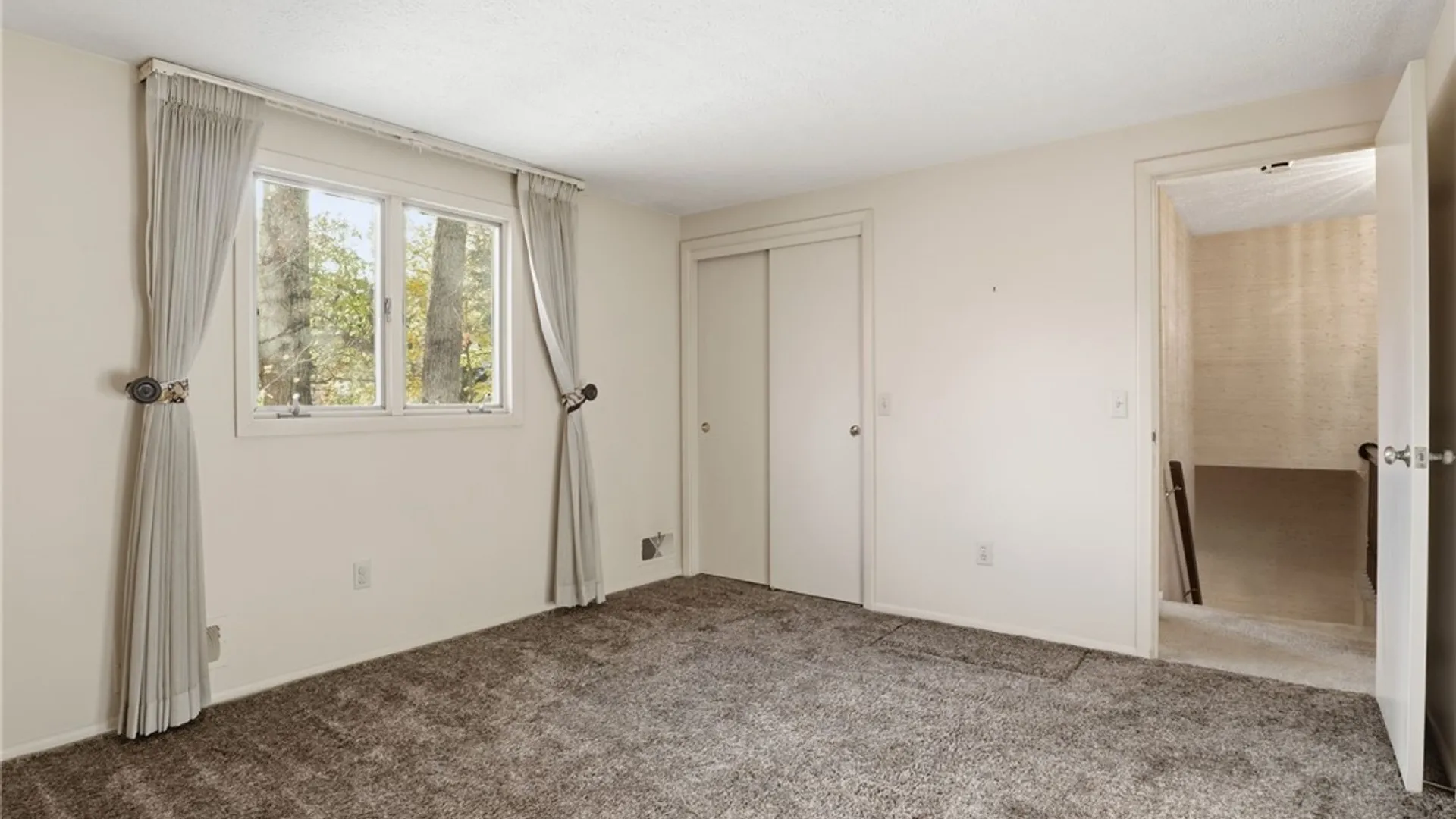 Property at 120 Oak Lane, Brighton, NY 14610 29