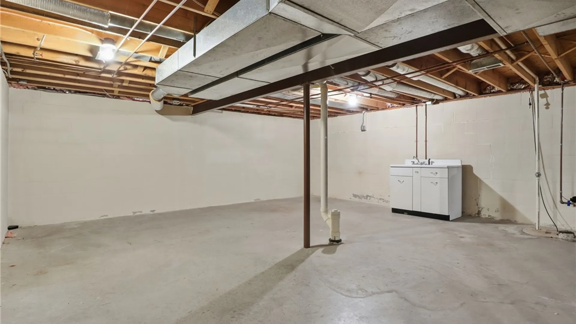 Property at 120 Oak Lane, Brighton, NY 14610 35