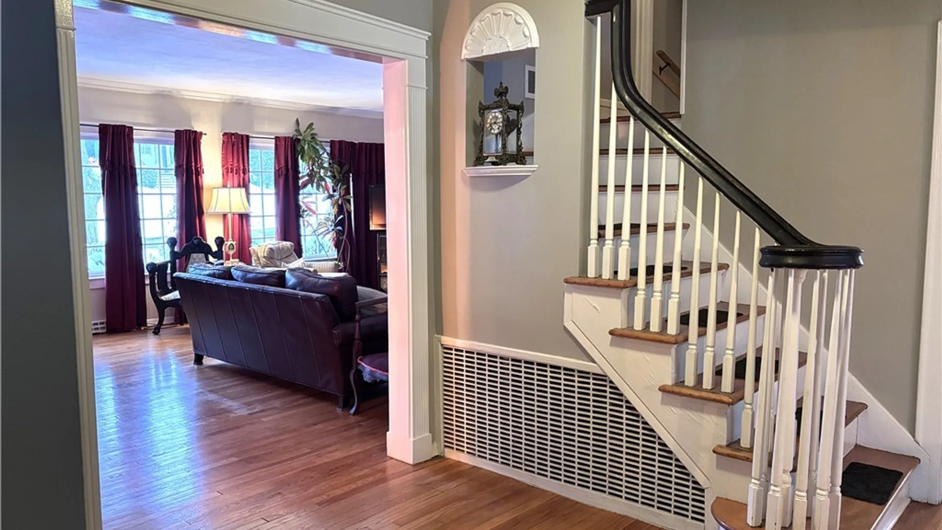 Property at 13 Brattle Road, Syracuse, NY 13203 12