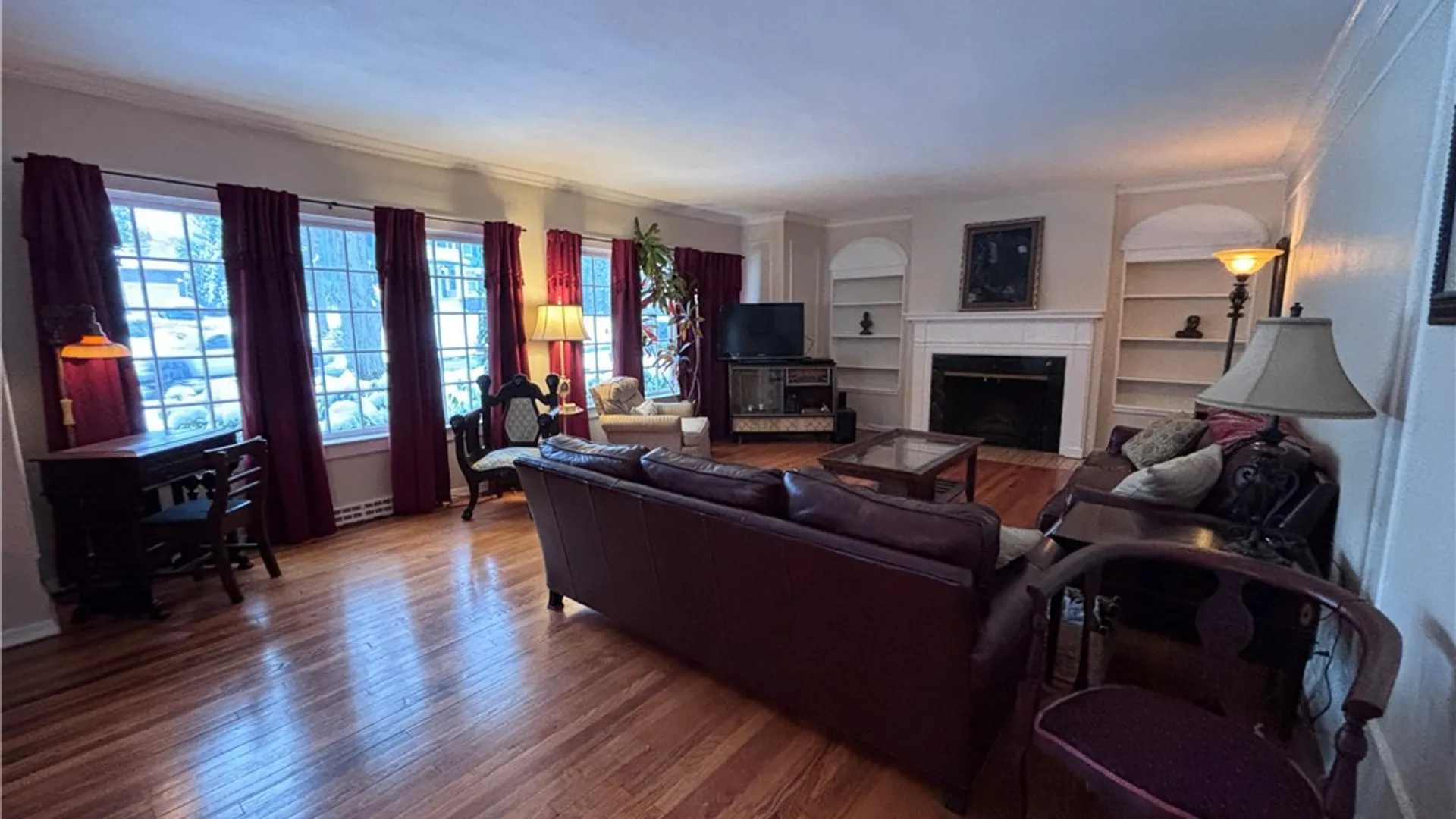 Property at 13 Brattle Road, Syracuse, NY 13203 13