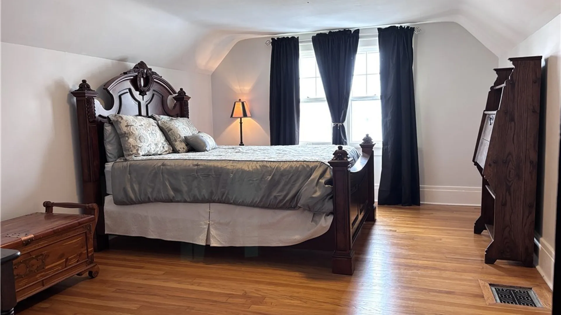 Property at 13 Brattle Road, Syracuse, NY 13203 33