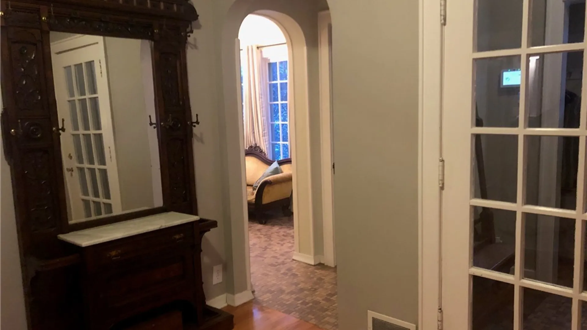 Property at 13 Brattle Road, Syracuse, NY 13203 8