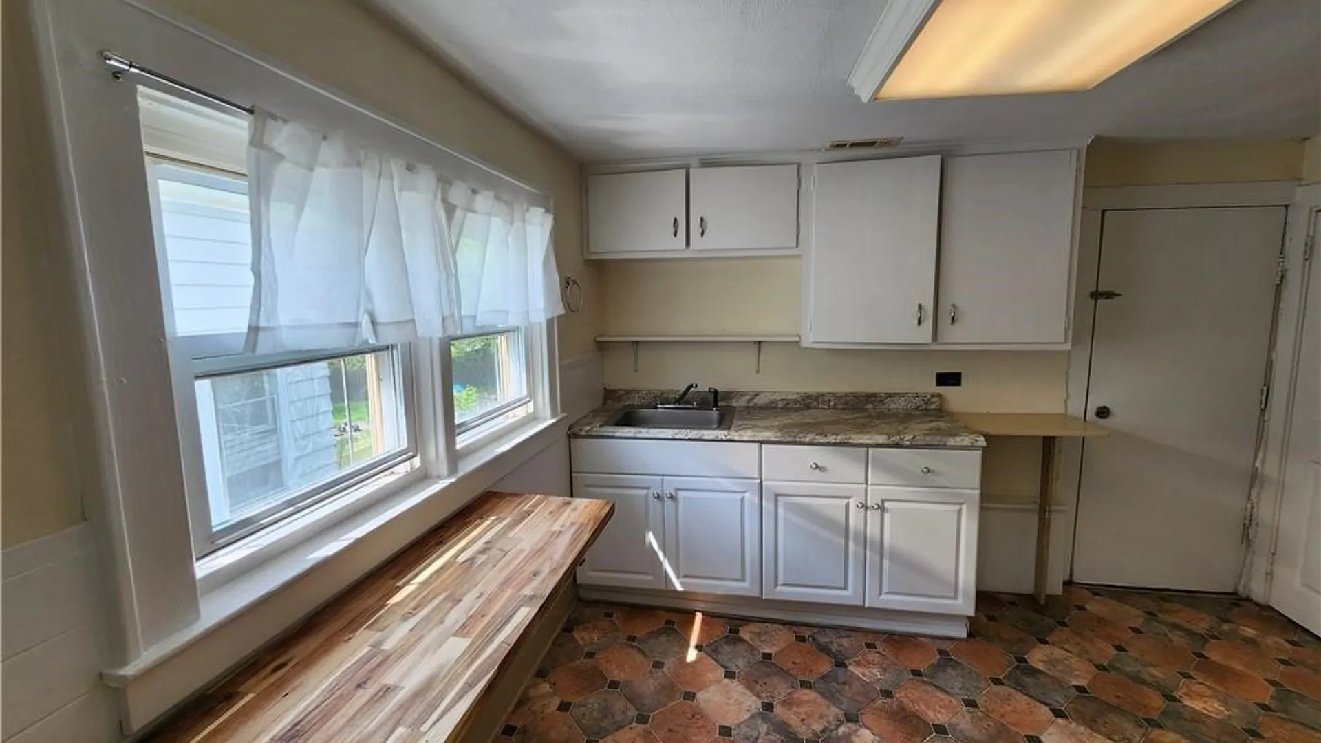 Property at 136 Lakeview Avenue, Syracuse, NY 13204 15