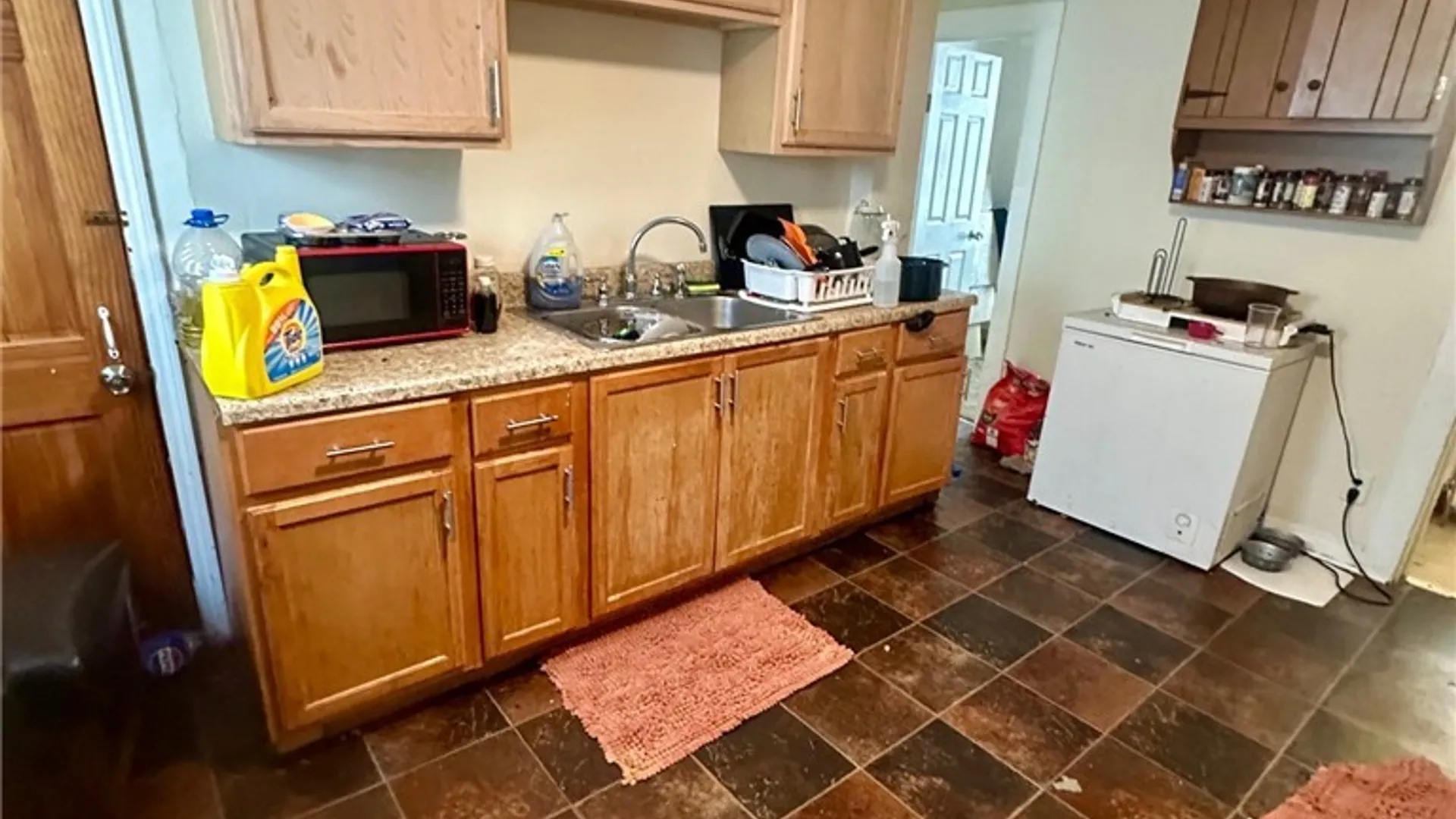 Property at 136 Lakeview Avenue, Syracuse, NY 13204 5